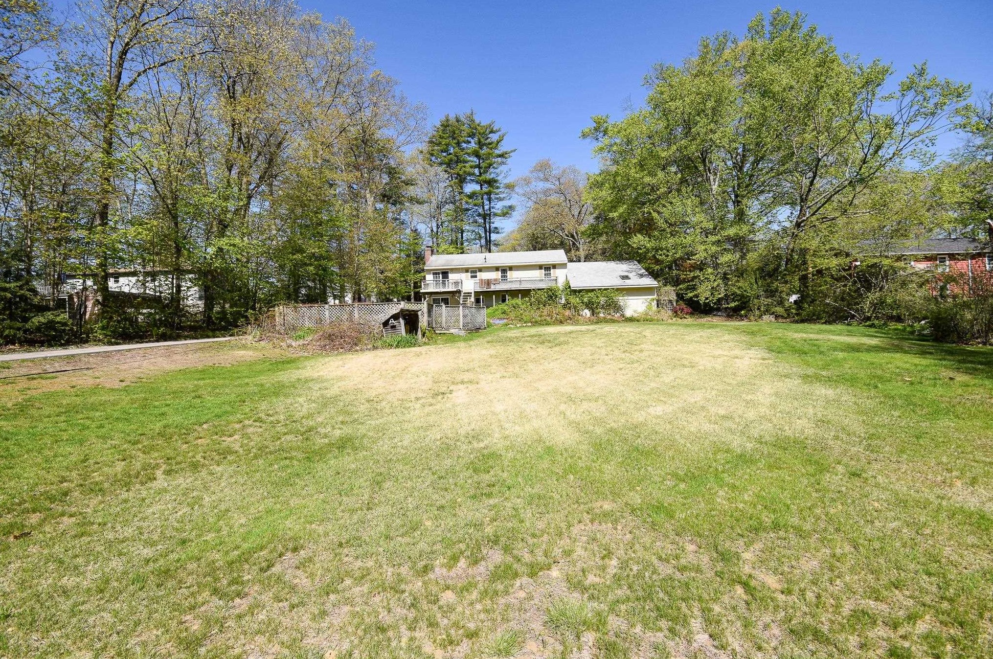 11 French Cross Rd, Dover NH 03823-7708 exterior