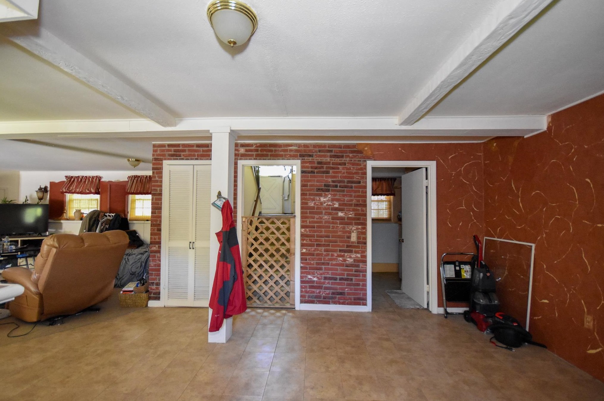 11 French Cross Rd, Dover NH 03823-7708 exterior