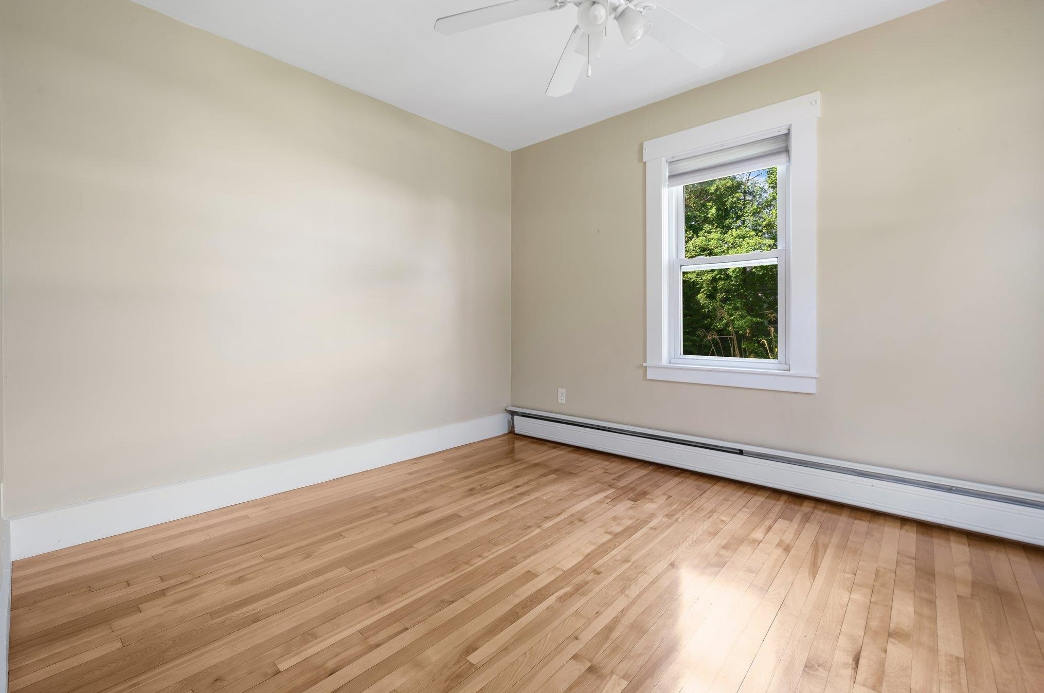 3 Broad Ave, Concord NH  03301-2734 exterior