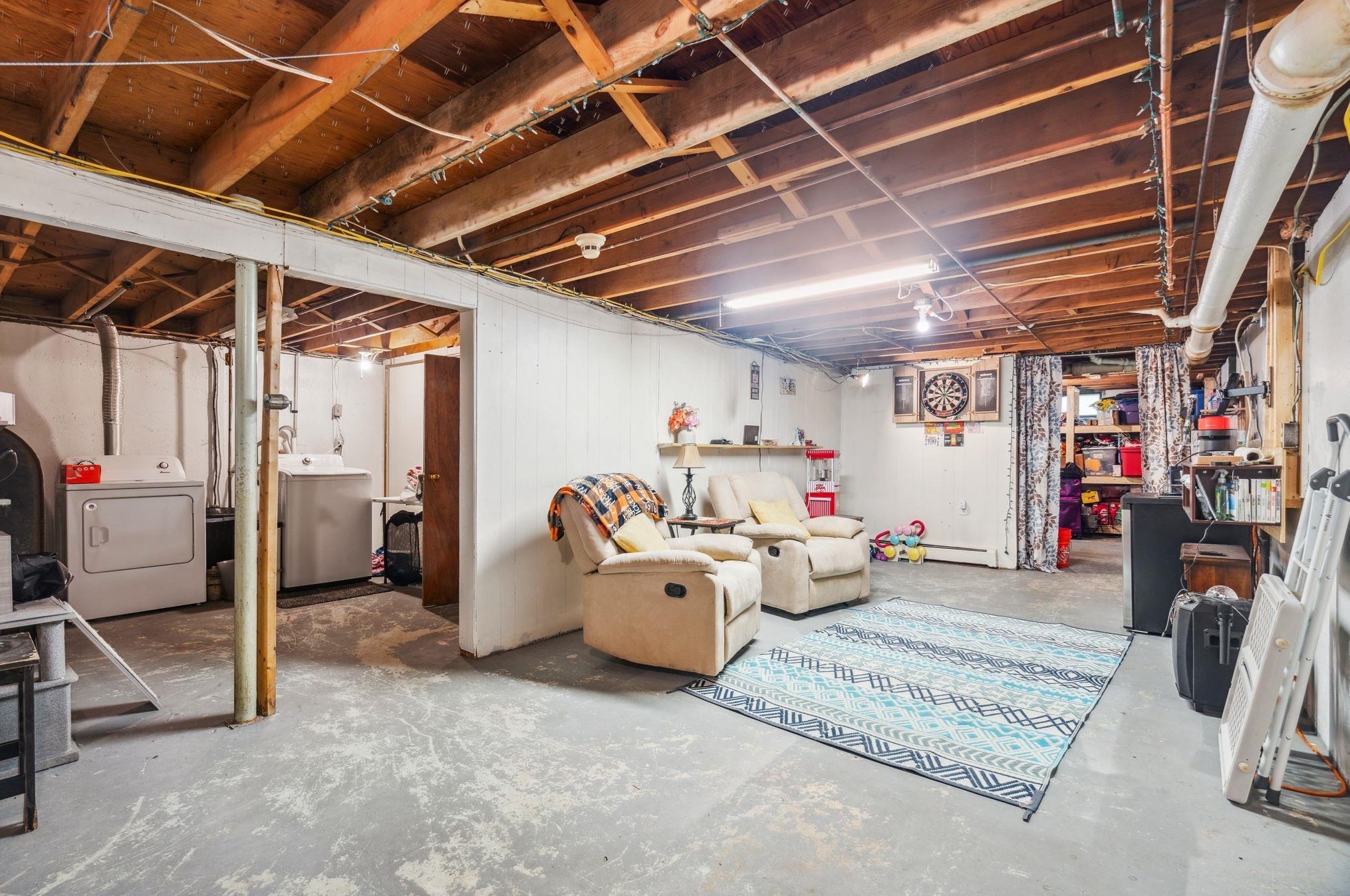 1213 Beech St, Manchester NH  03104-2123 exterior