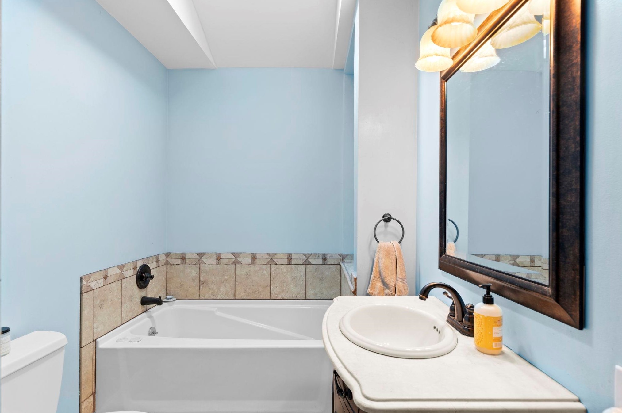 226 Littleworth Rd, Dover NH 03823-7527 exterior