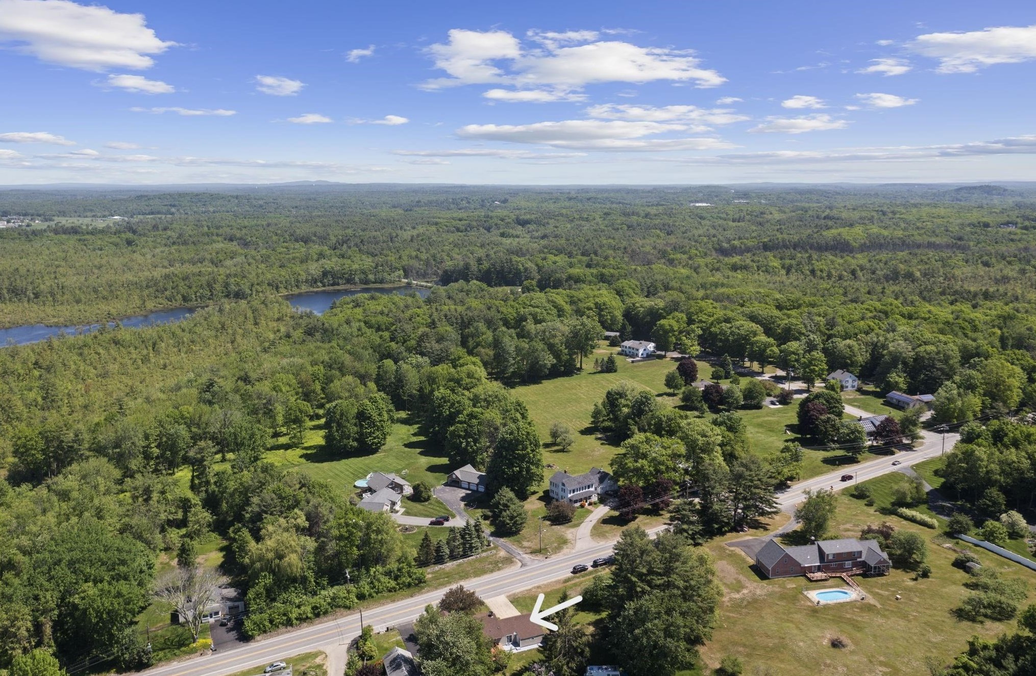 226 Littleworth Rd, Dover NH  03823-7527 exterior