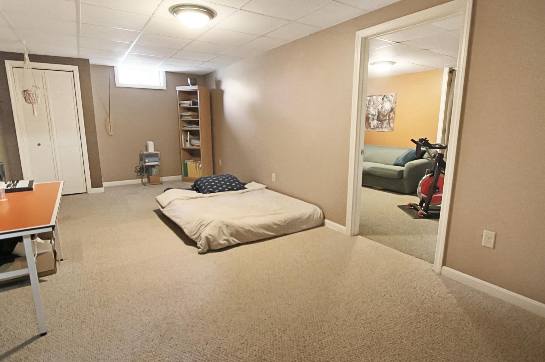 132 Blacksnake Rd, Seabrook NH 03874-4300 exterior