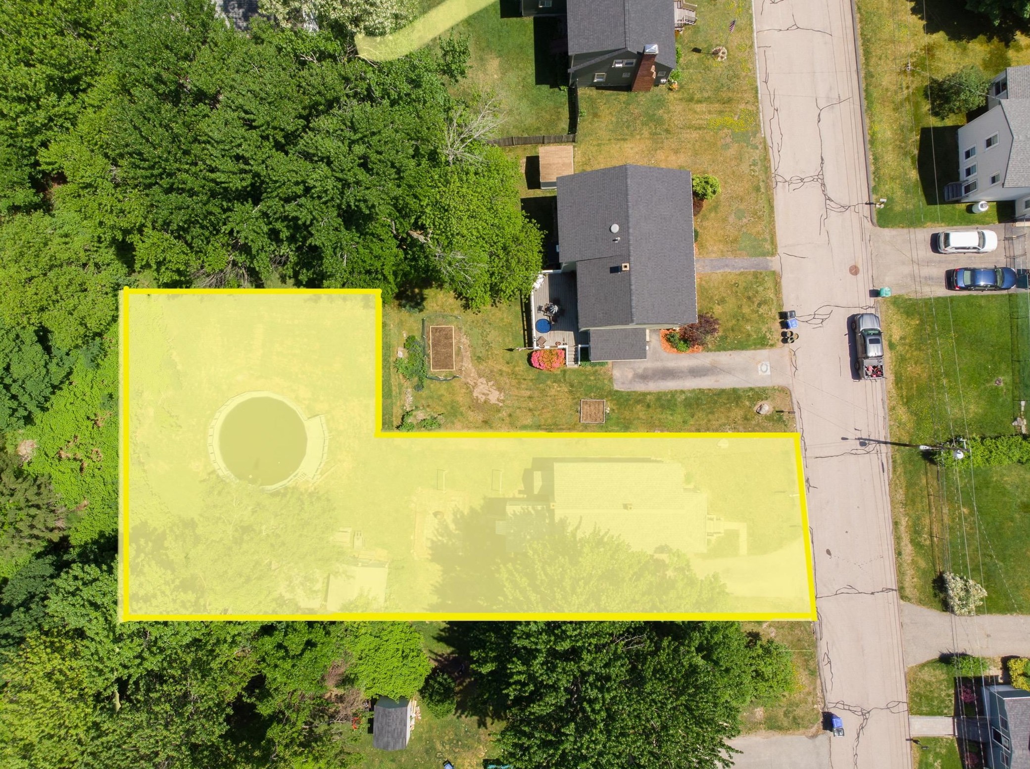 61 Fairmount Ave, Manchester NH 03104-5612 exterior