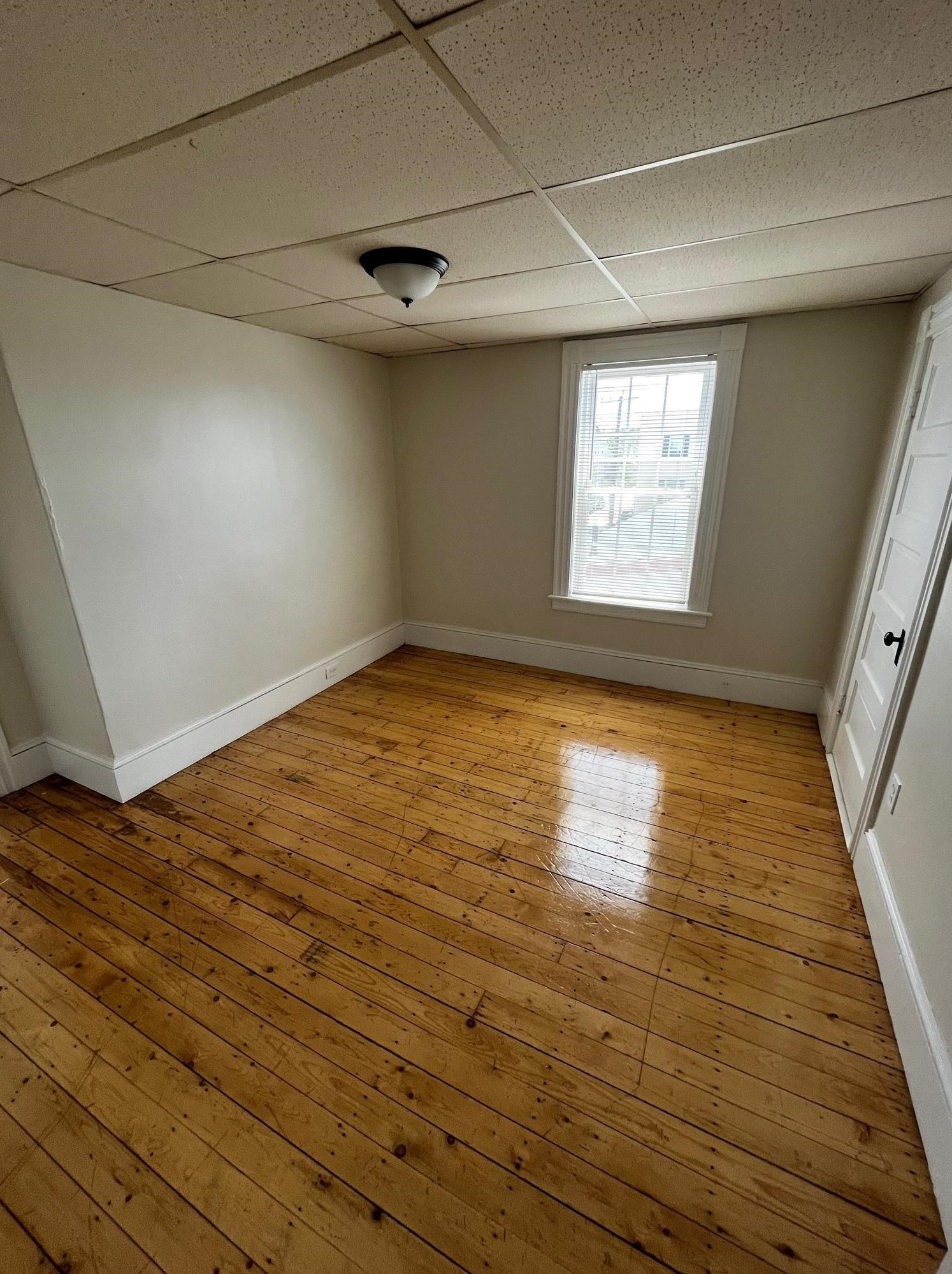 230 Wilson St, Manchester NH 03103-5024 exterior