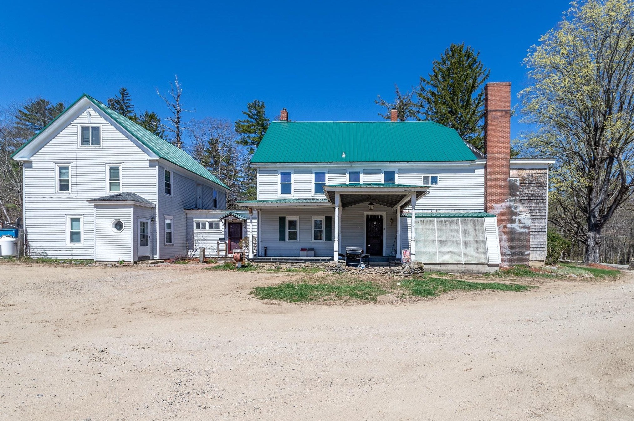 1240 Franklin Pierce Hwy, Barrington NH 03825-7331 exterior