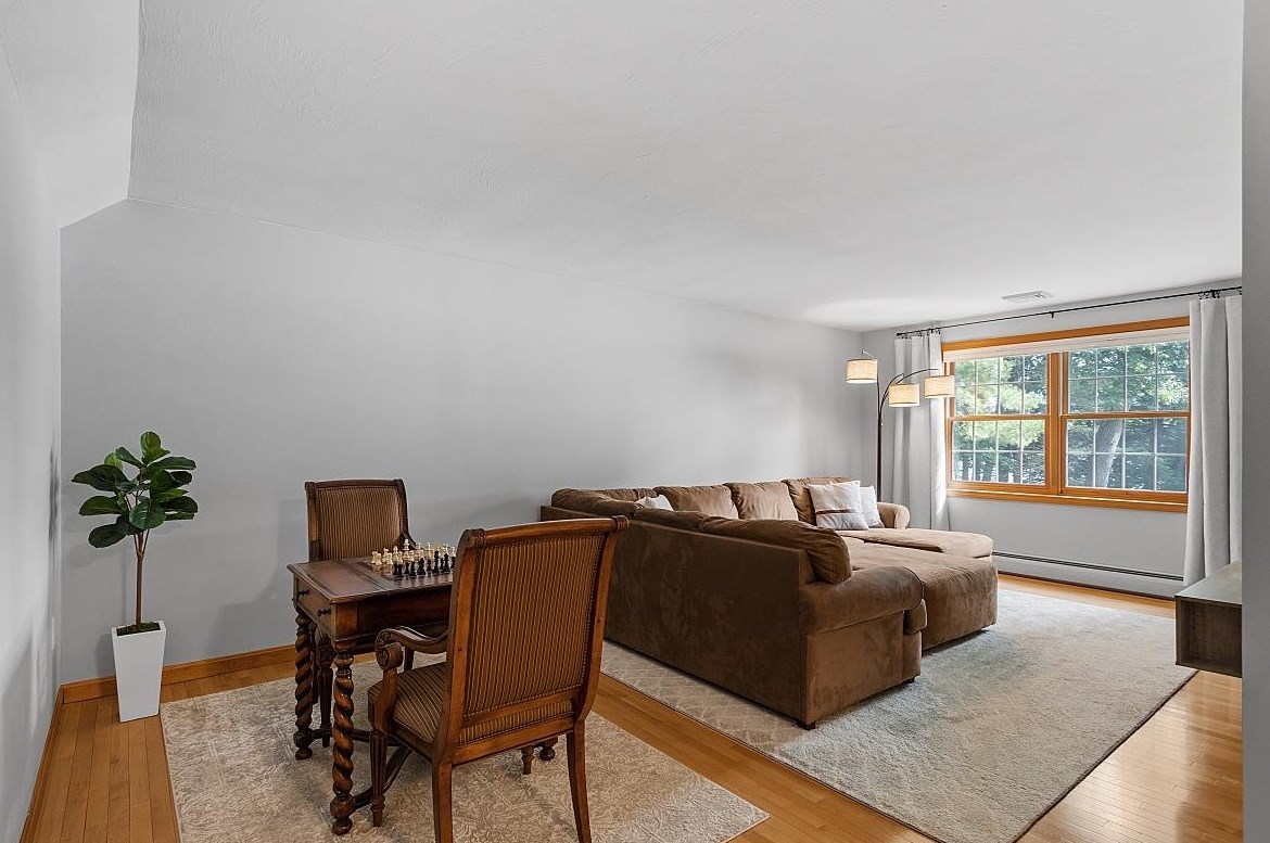 29 Mason Rd, Brookline NH 03033-2204 exterior