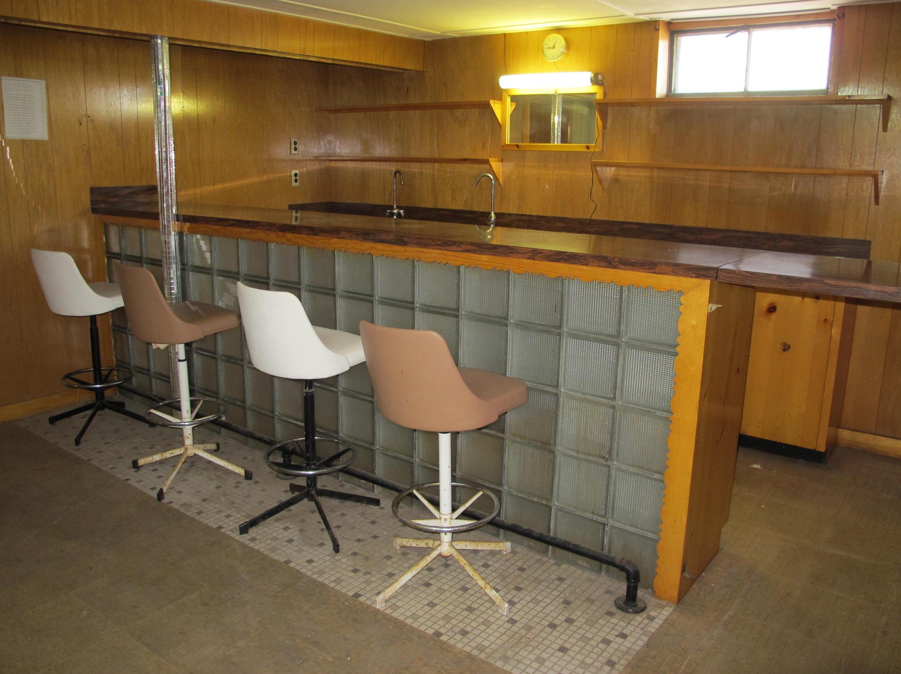 640 Amory St, Manchester NH 03102-3437 exterior