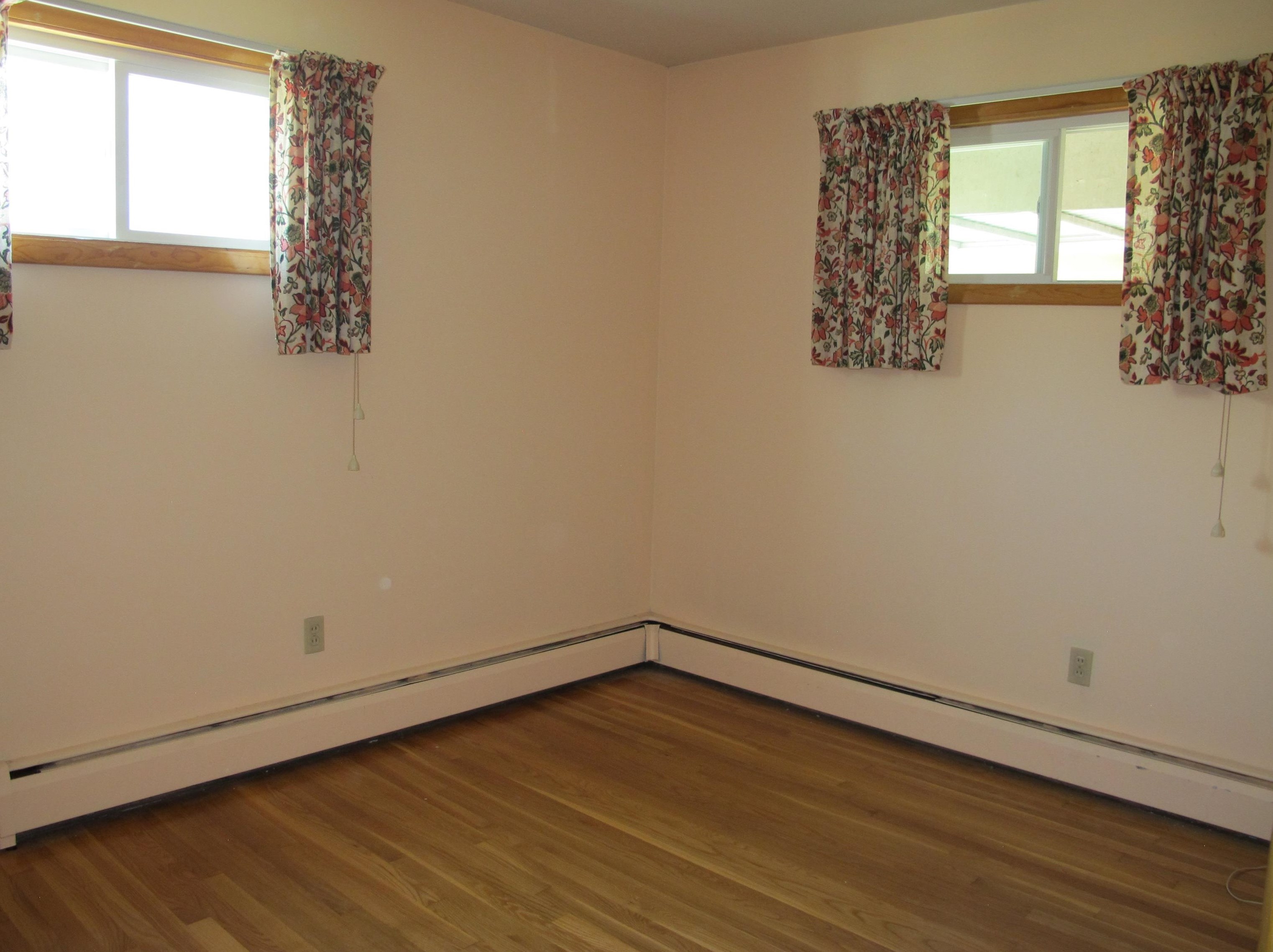 640 Amory St, Manchester NH 03102-3437 exterior