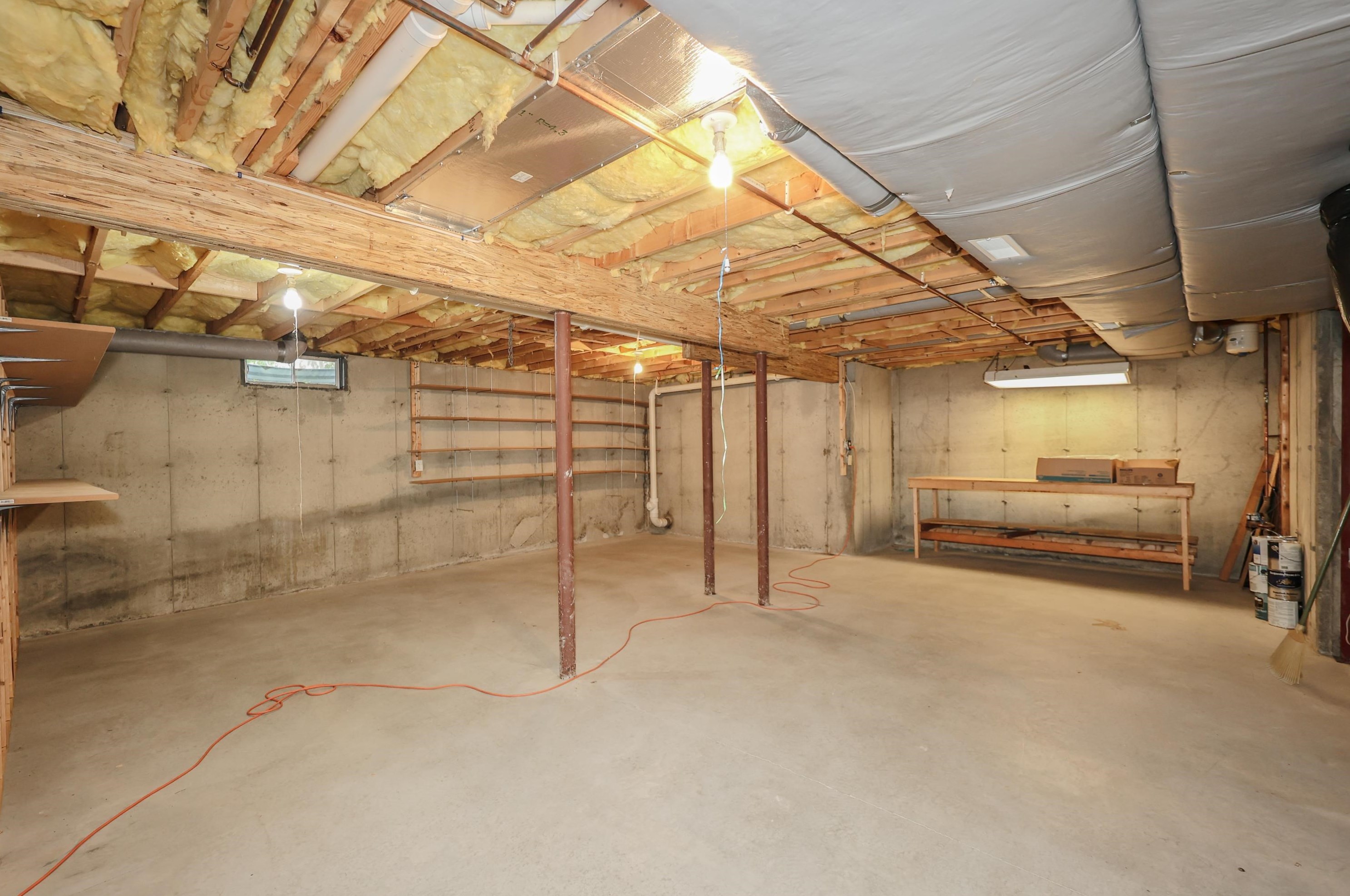 5 Sandpiper Ln, Merrimack NH 03054-4875 exterior