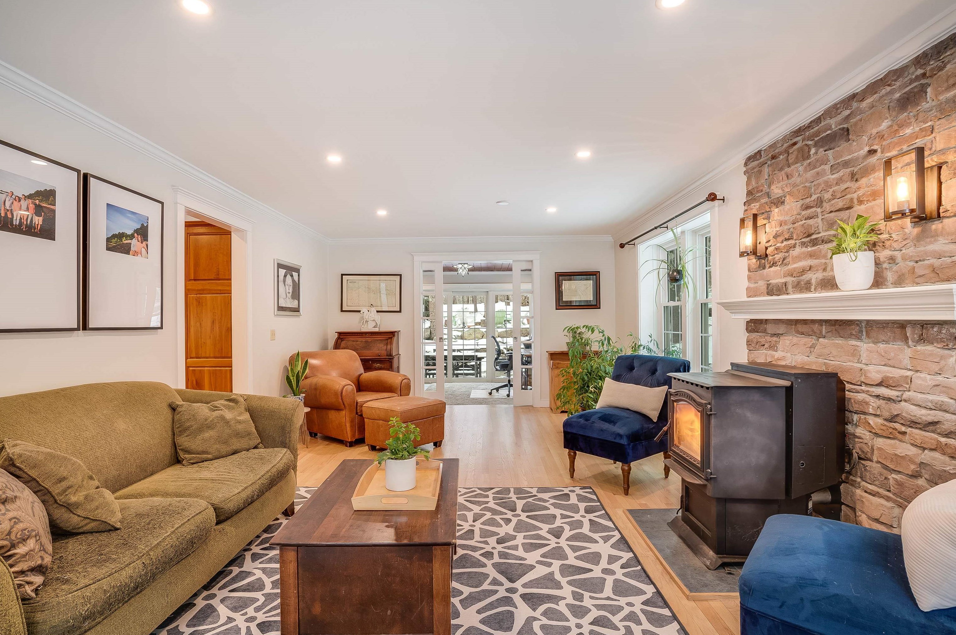 30 Bassett Ln, Newfields NH 03856-8231 exterior