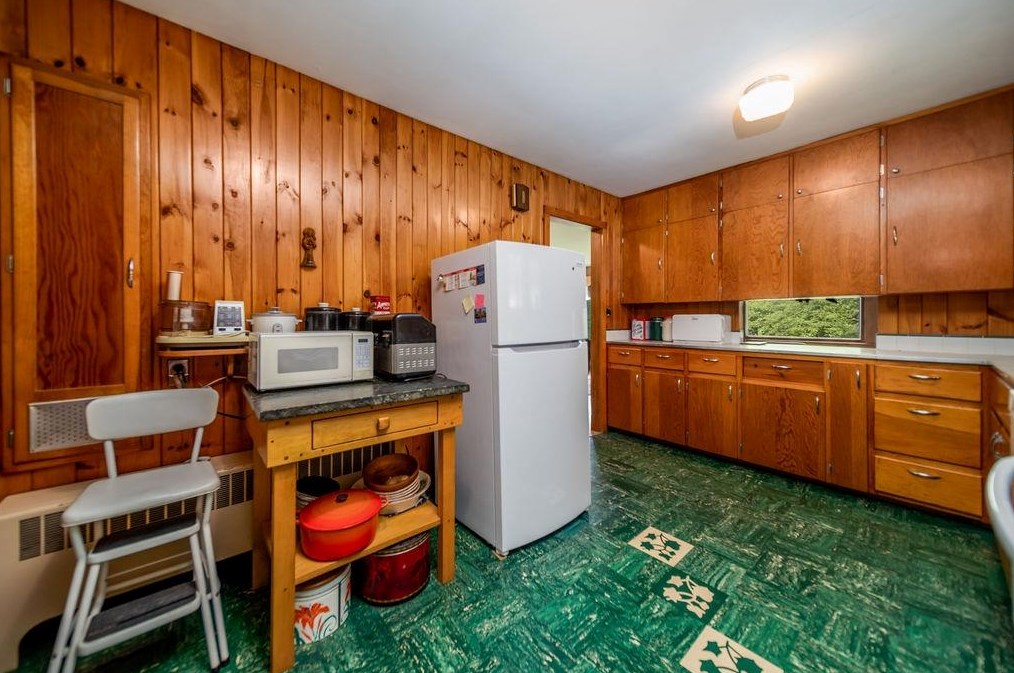 6 Mitchell Ln, Hanover NH 03755-2419 exterior