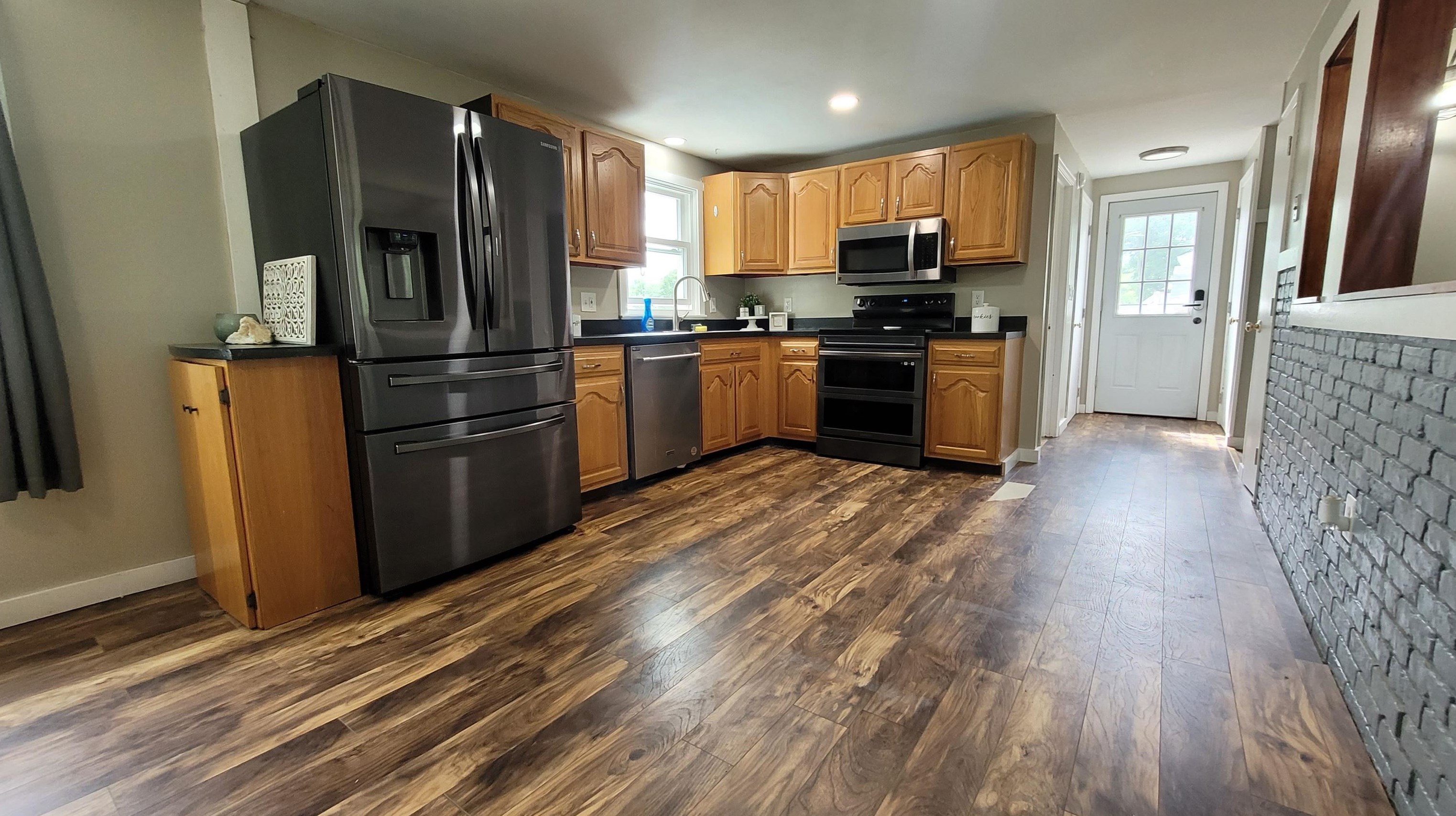 40 Mnr Rd, Concord NH 03303-1900 exterior