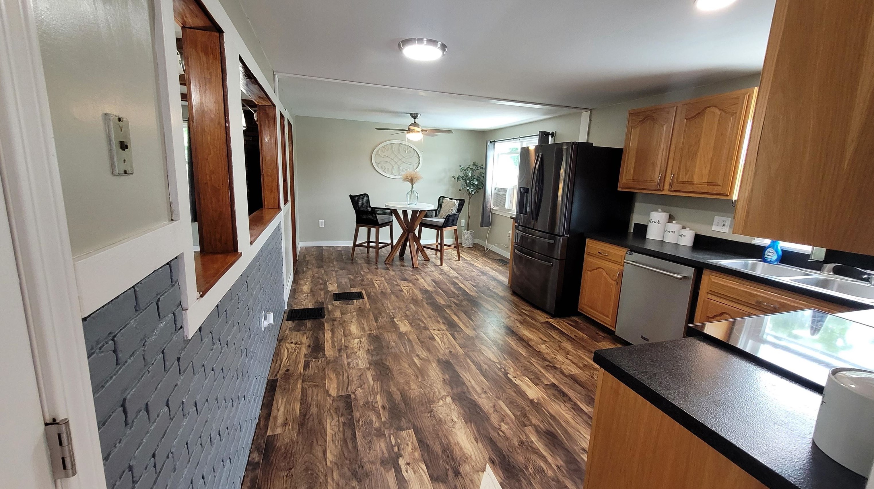 40 Mnr Rd, Concord NH 03303-1900 exterior