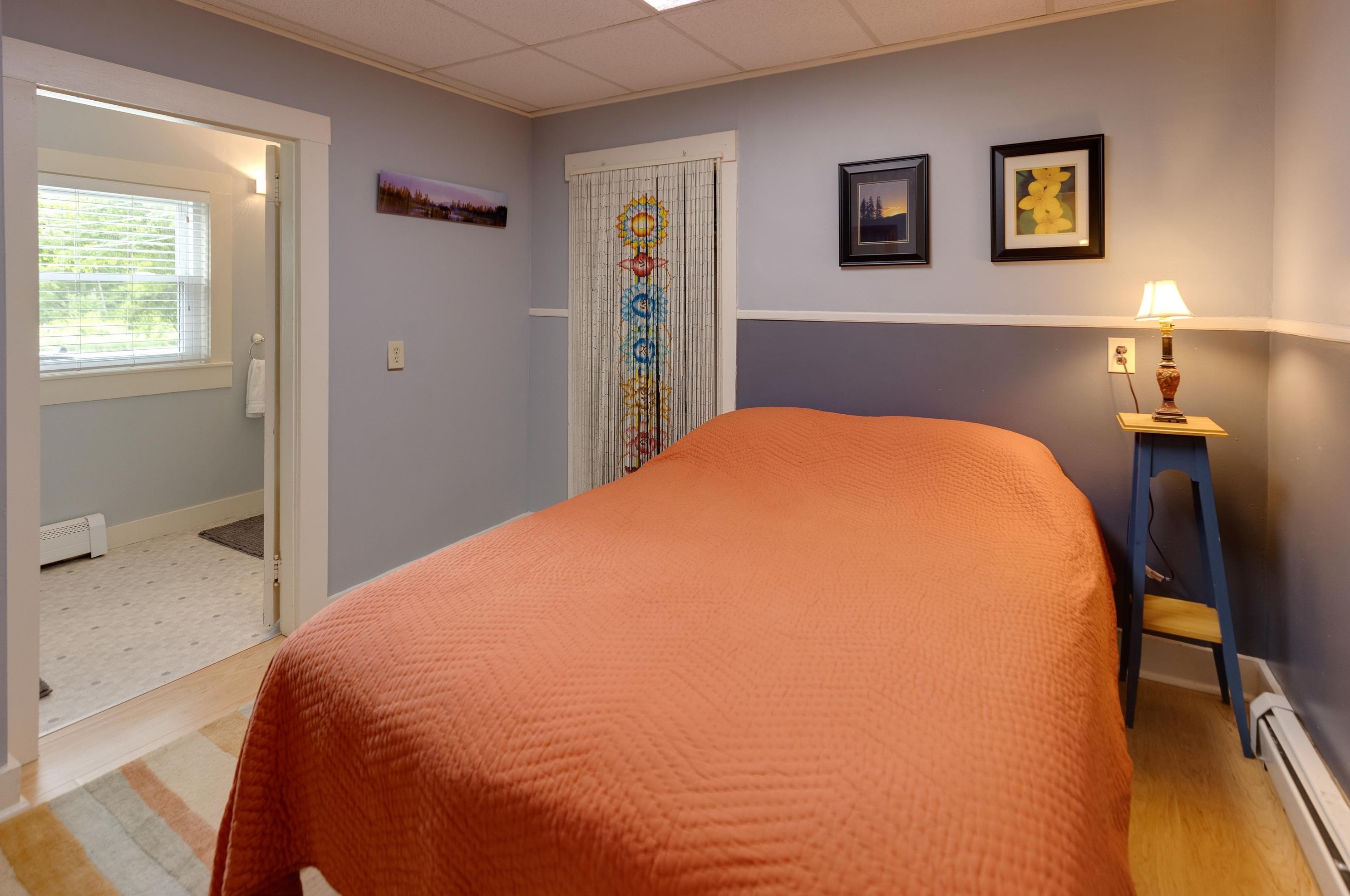 54 Highland St, Bridgewater NH 03264-3601 exterior