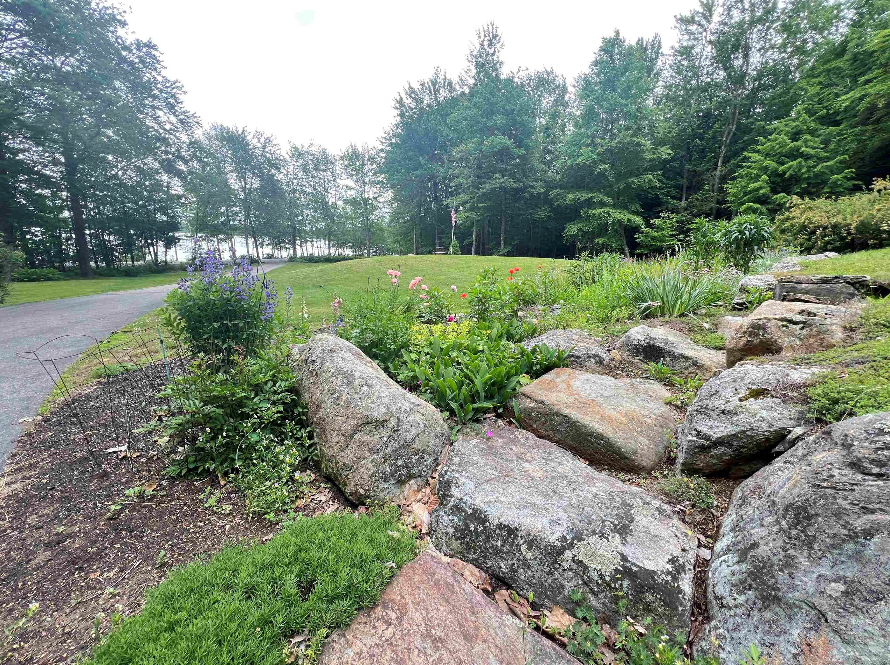 109 Jenness Pond Rd, Pittsfield NH 03263-3501 exterior