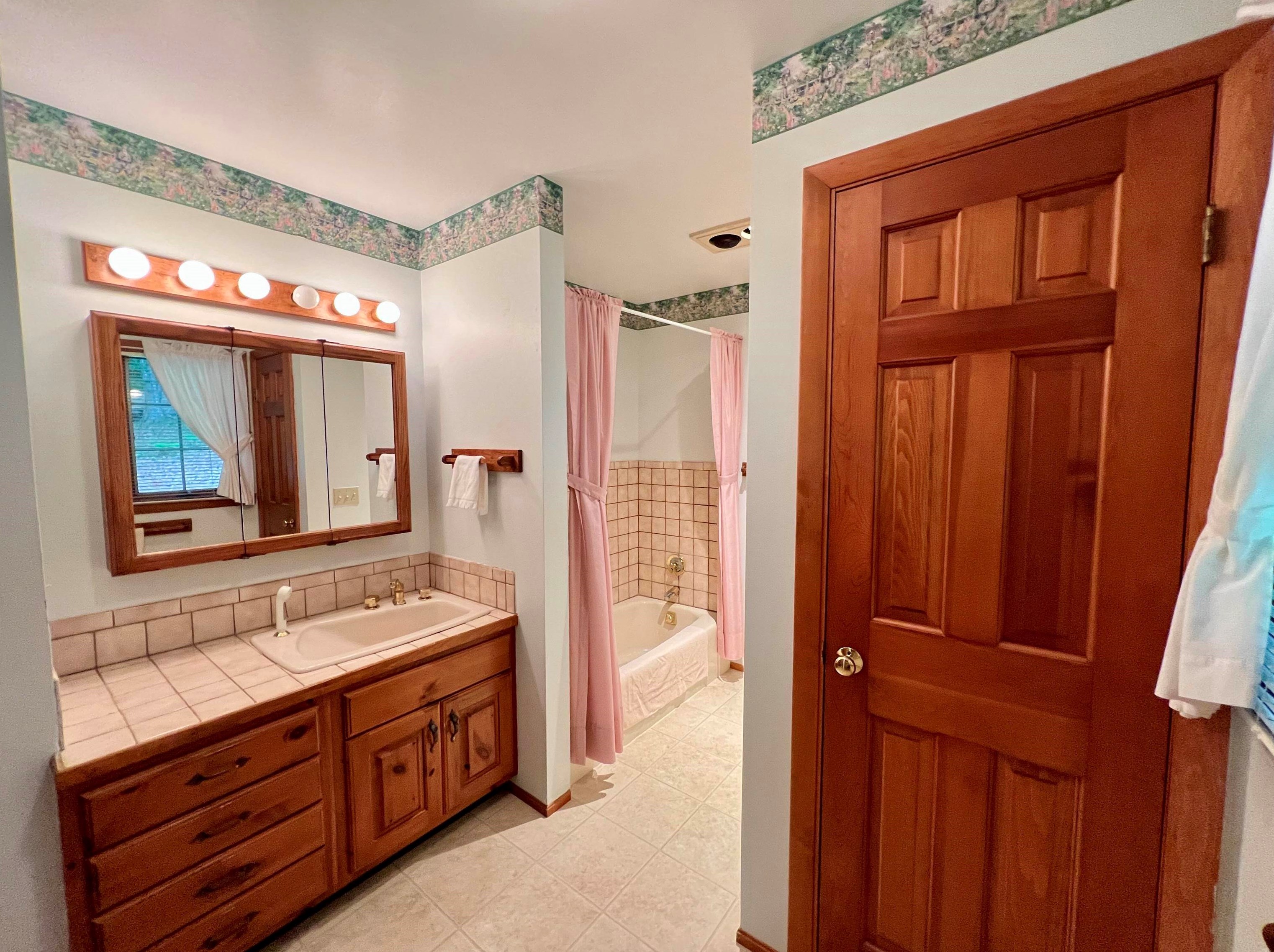 109 Jenness Pond Rd, Pittsfield NH 03263-3501 exterior