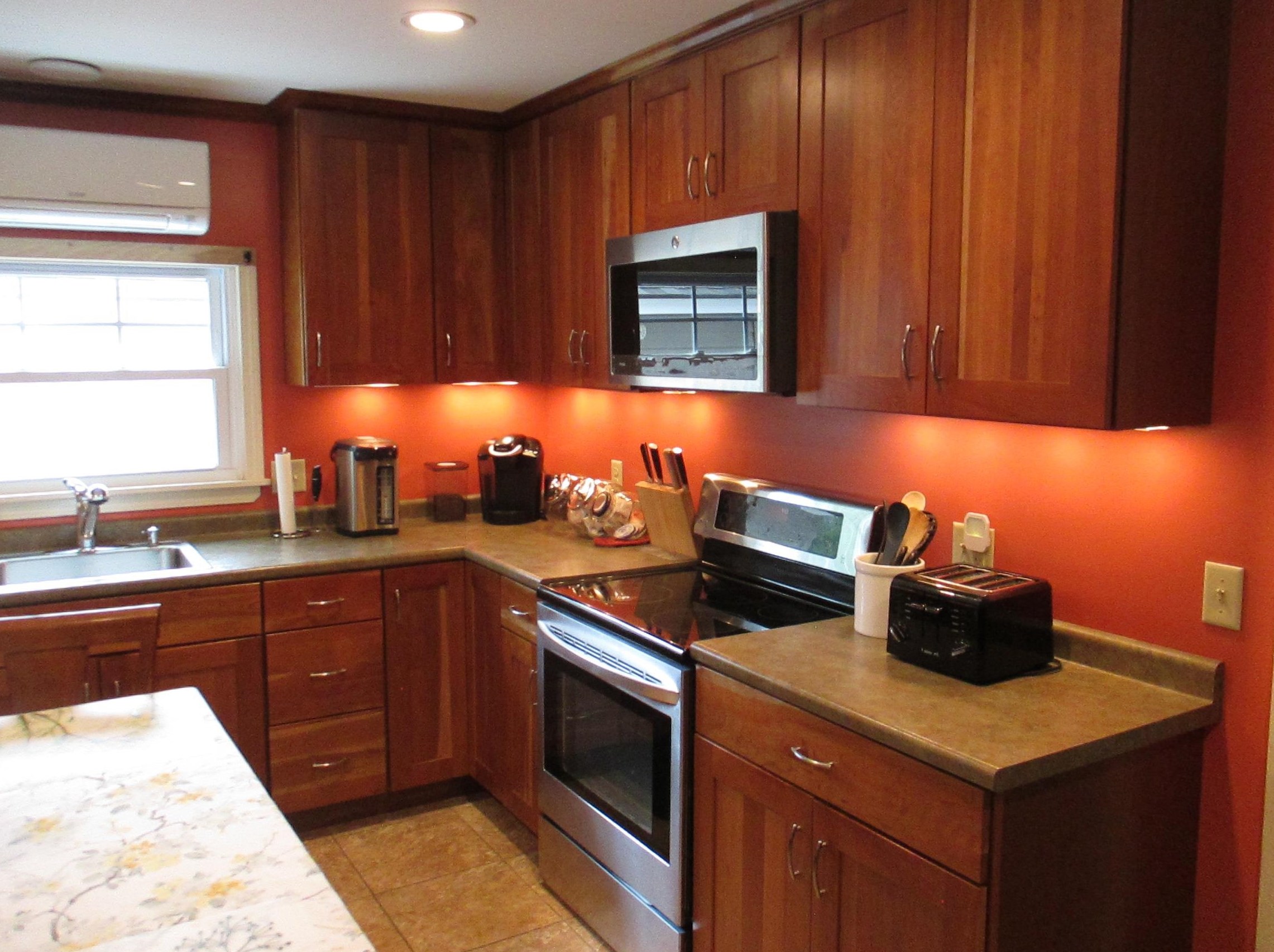 68 Fox Cir, Keene NH 03431-2718 exterior