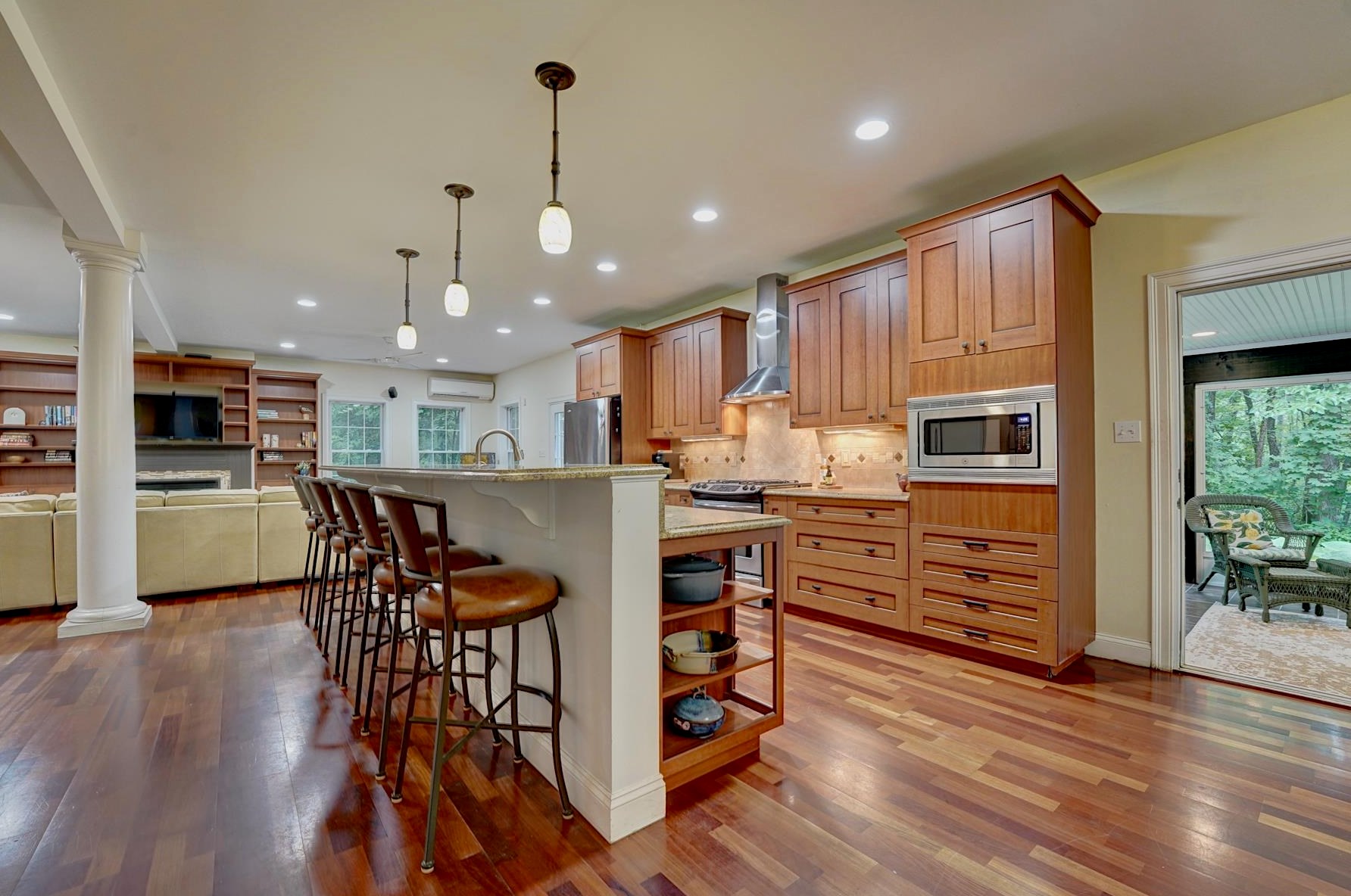 73 4 St, Dover NH exterior