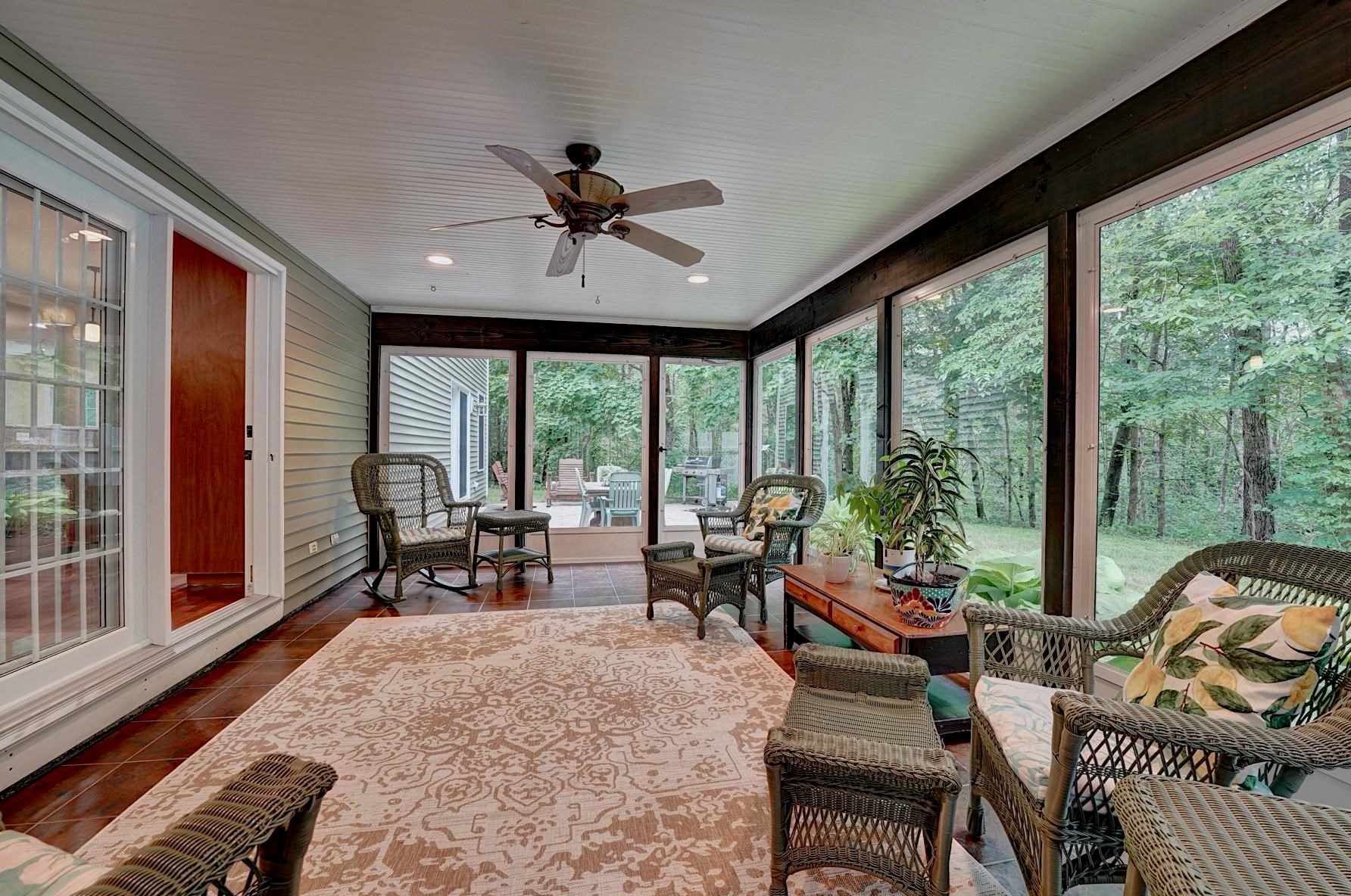 73 4 St, Dover NH exterior