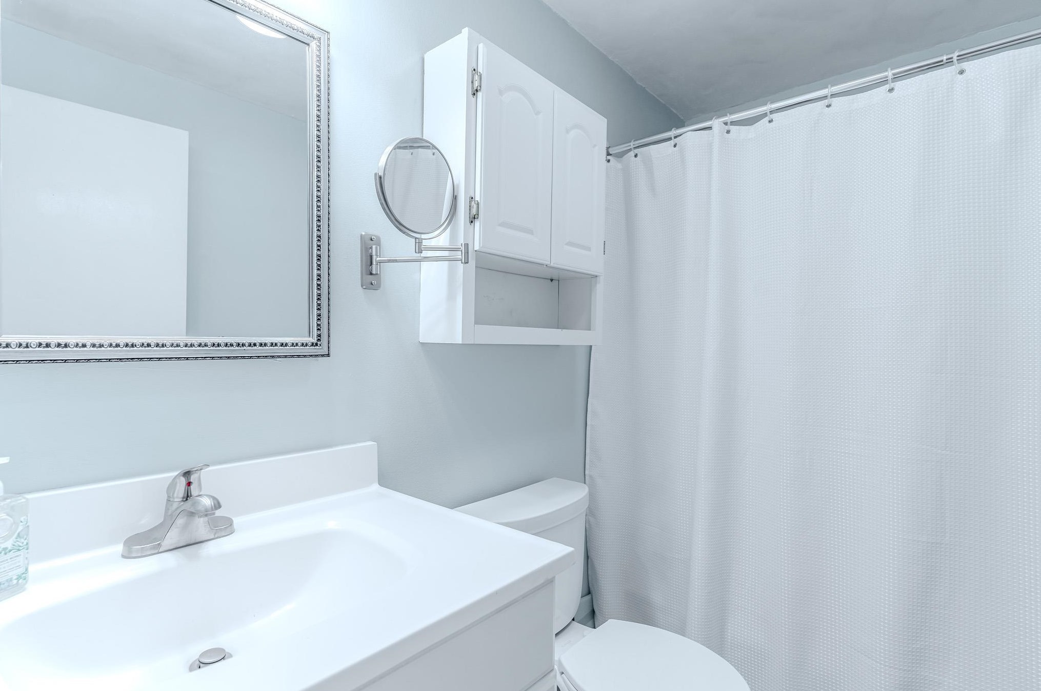 40 Sentry Way, Merrimack NH 03054-4407 exterior