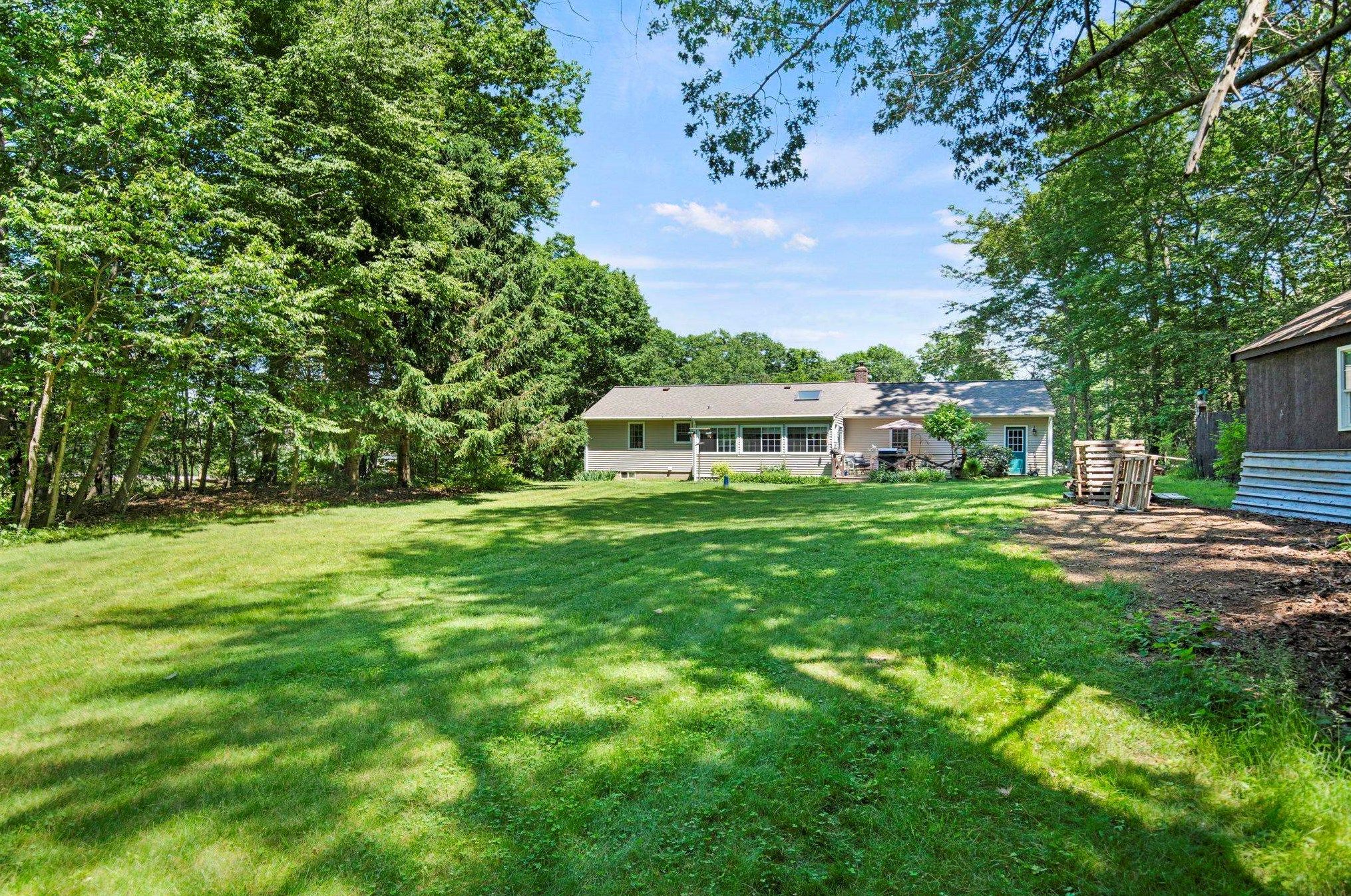 74 Exeter Rd, South Hampton NH  exterior