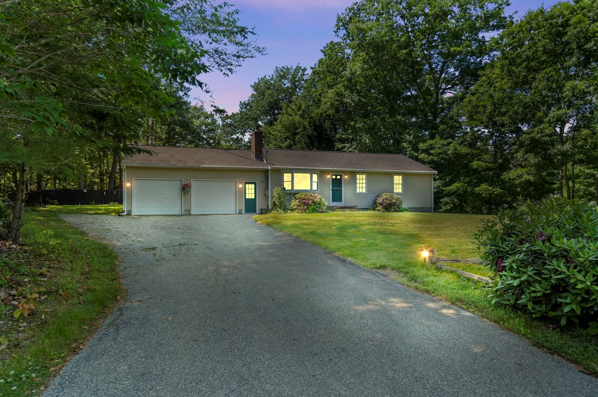 74 Exeter Rd, South Hampton NH  exterior