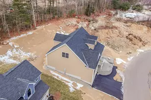 3 Bent Grass Cir, Kingston, NH 03848 - Photo 7
