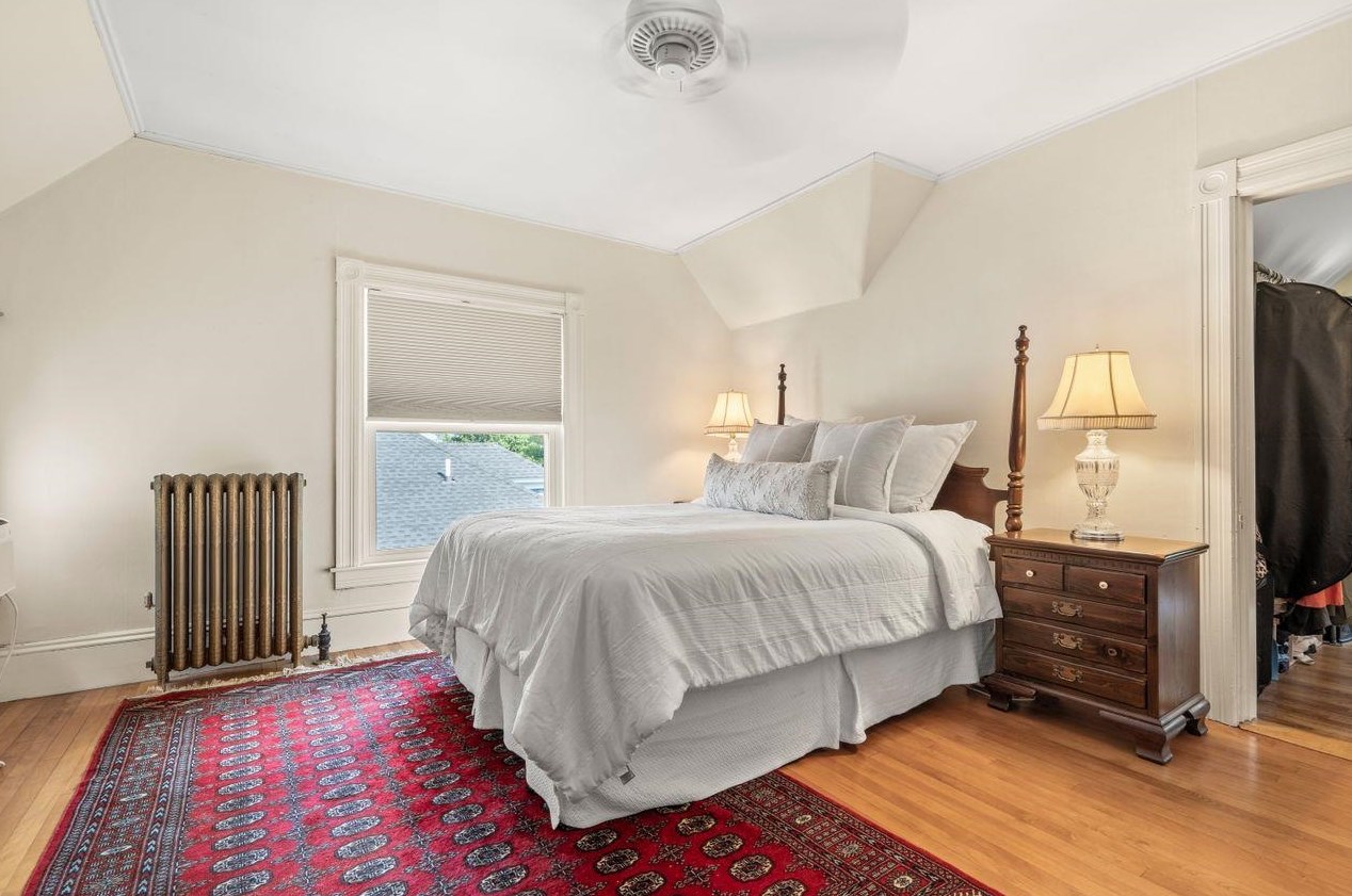 603 Hanover St, Manchester NH  03104-5307 exterior