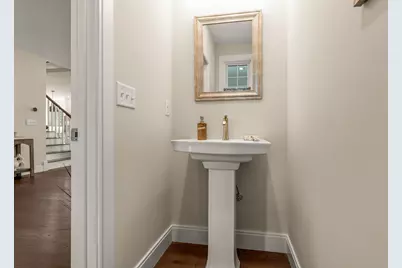 216 Woodbury Avenue, Portsmouth, NH 03801 - Photo 23