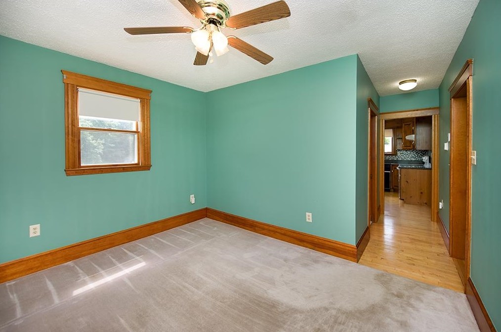 35 Main St, Plaistow NH 03865-3034 exterior