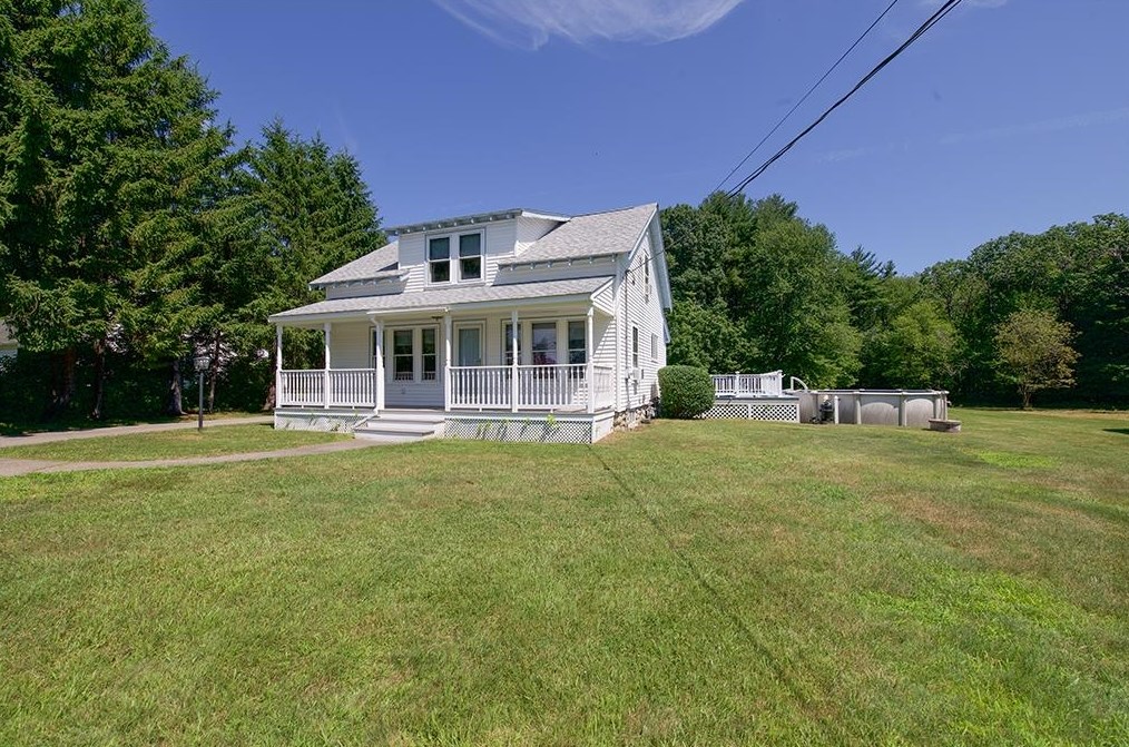 35 Main St, Plaistow NH 03865-3034 exterior