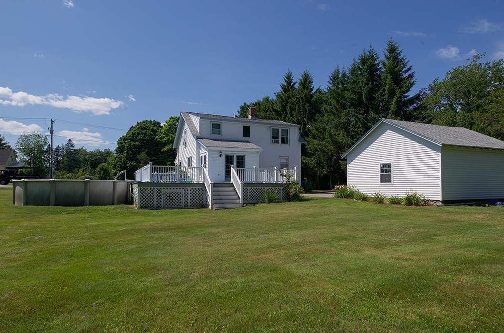 35 Main St, Plaistow NH 03865-3034 exterior