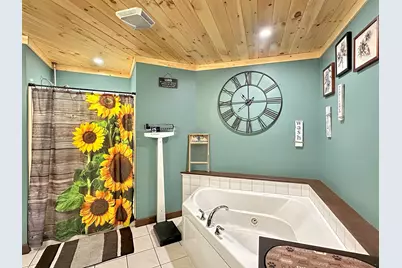 257 Main Street, Colebrook, NH 03576 - Photo 25