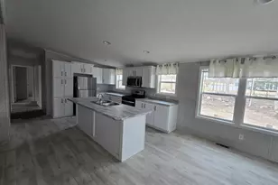 52 Pumpkin Hollow Rd, Barrington, NH 03825 - Photo 11