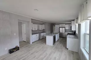 52 Pumpkin Hollow Rd, Barrington, NH 03825 - Photo 9