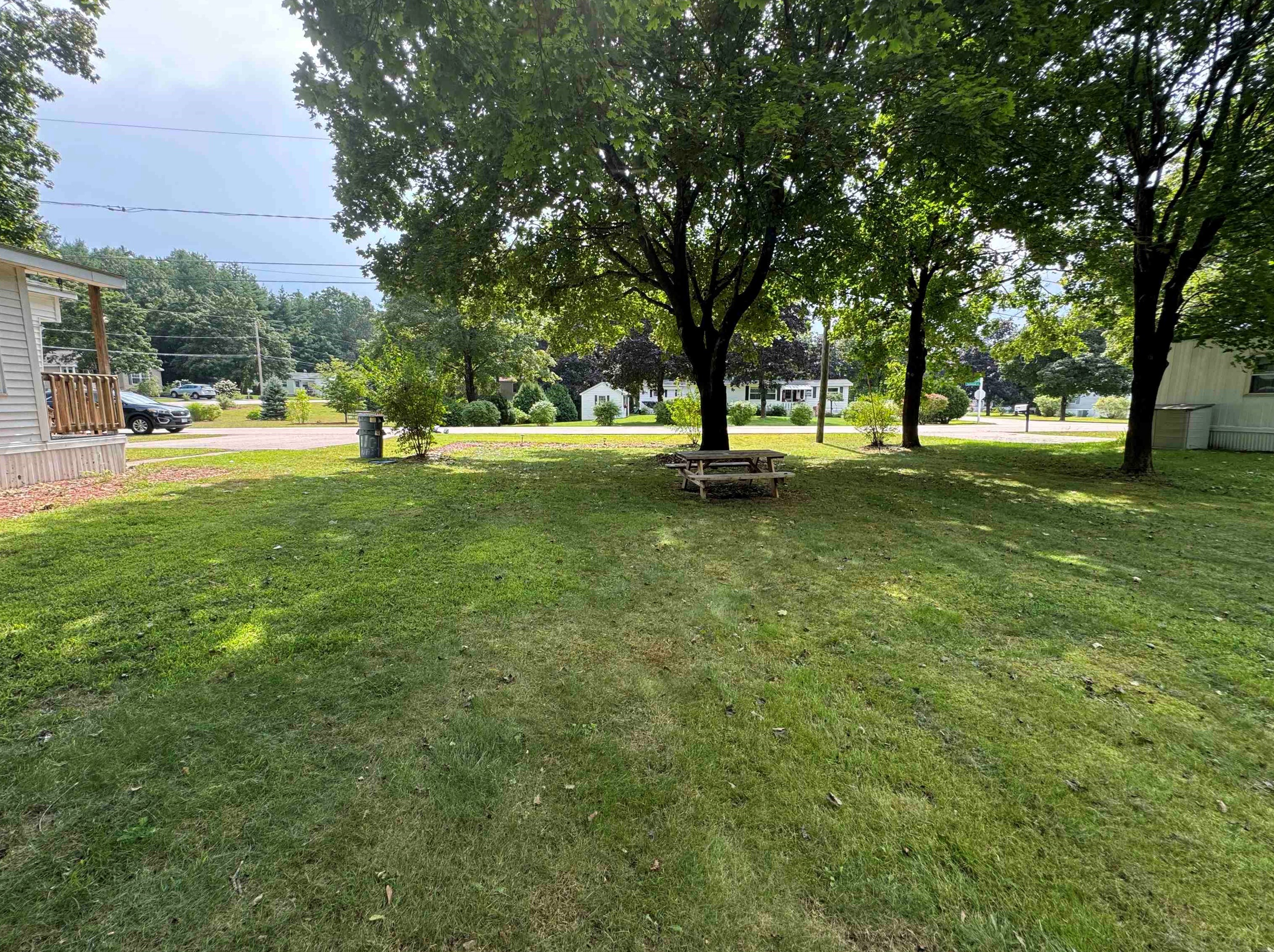 28 Farmwood Dr, Nashua NH 03062-1190 exterior