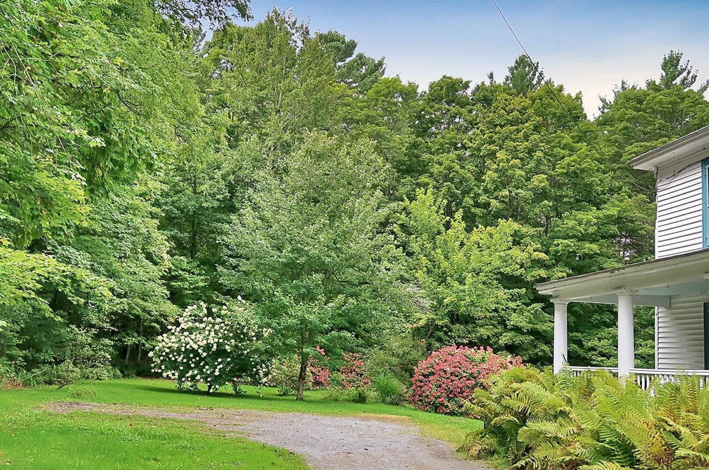 239 Maple St, Bethlehem, NH 03574