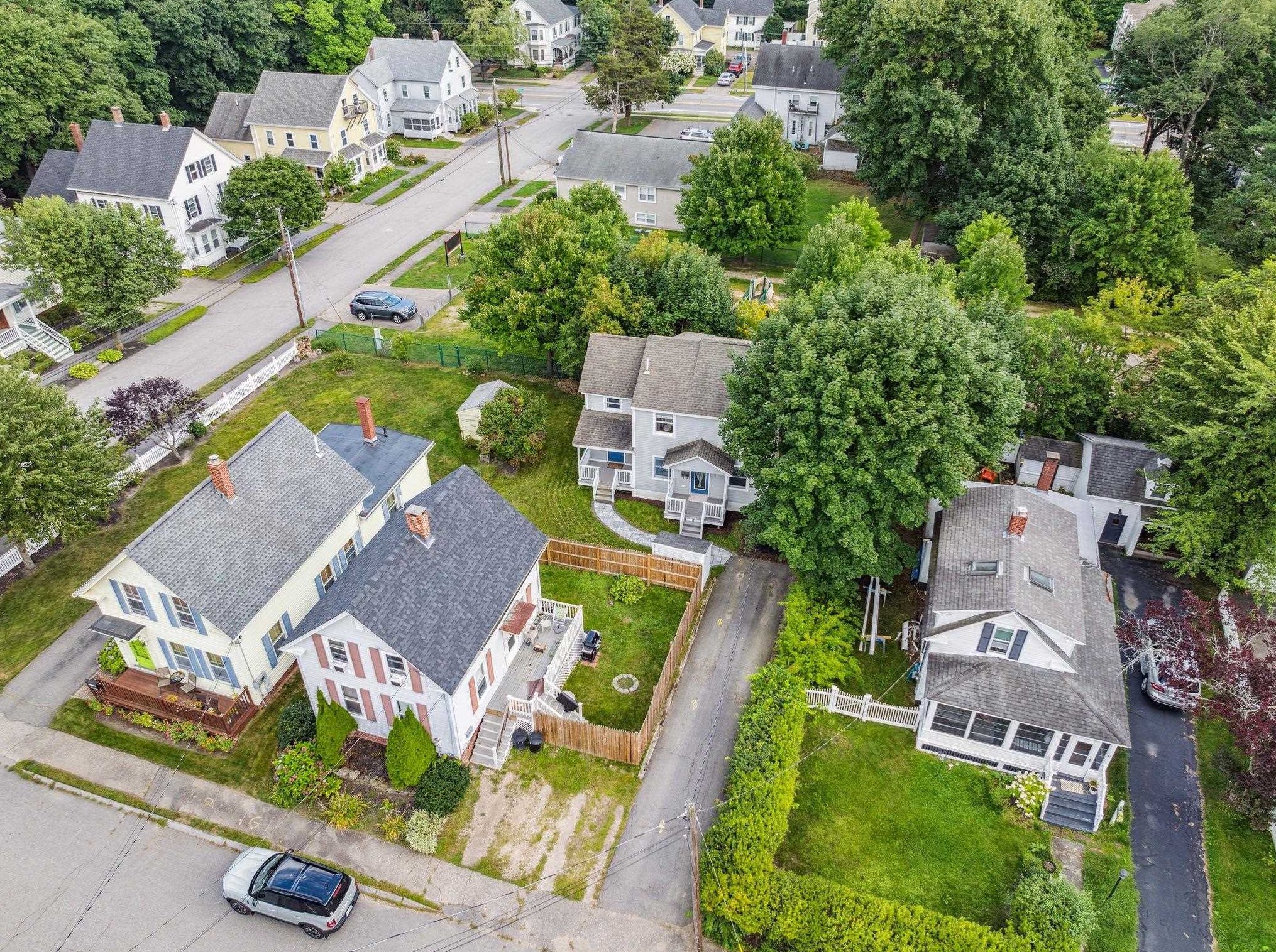 43 Frst St, Dover NH 03820-3223 exterior