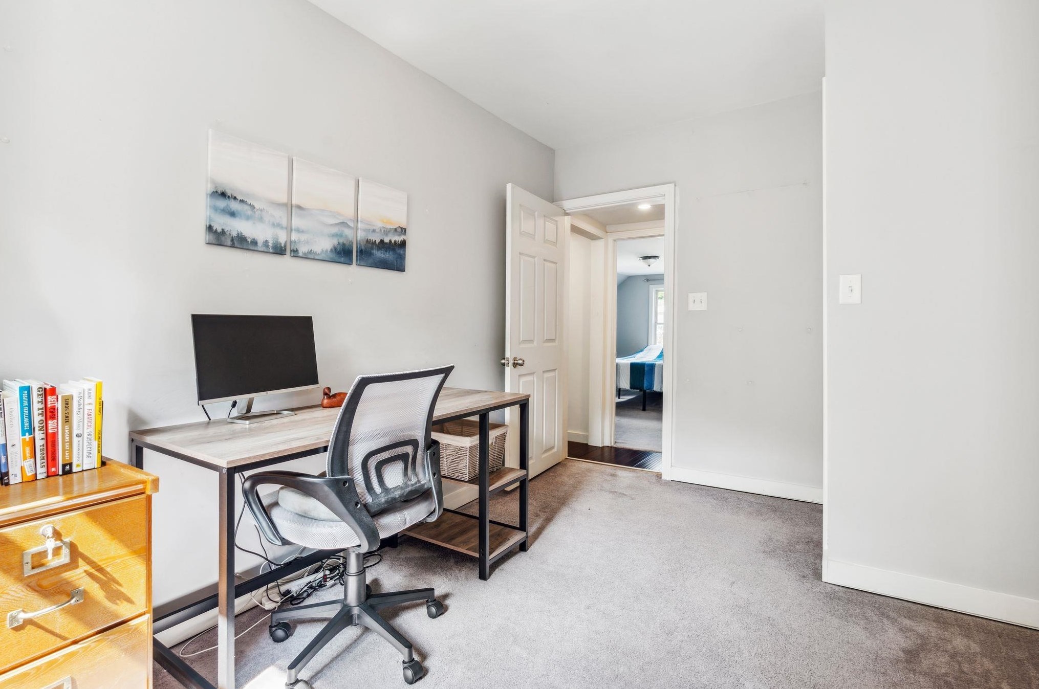 43 Frst St, Dover NH 03820-3223 exterior