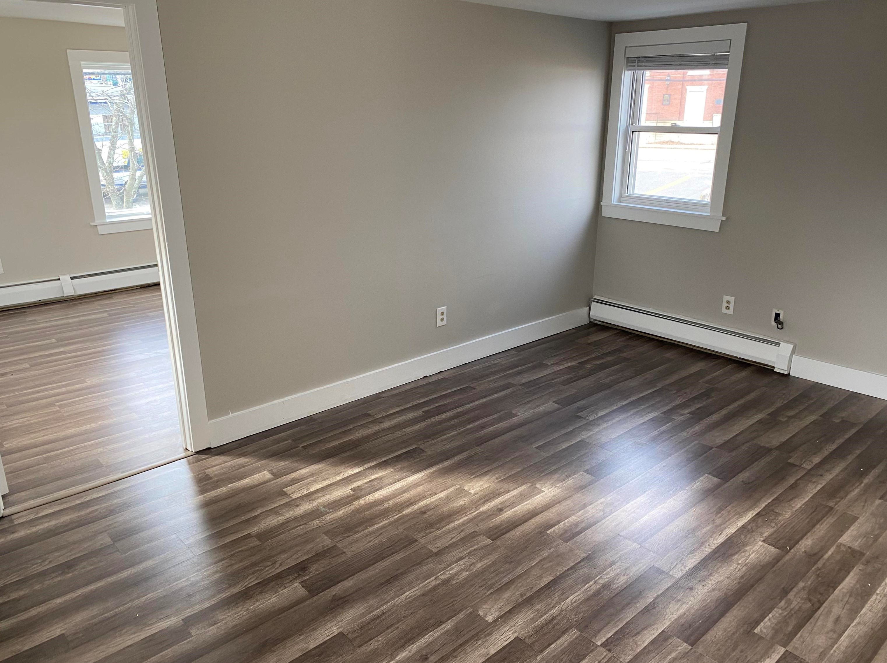 10 Ct St, Dover NH 03820-4109 exterior