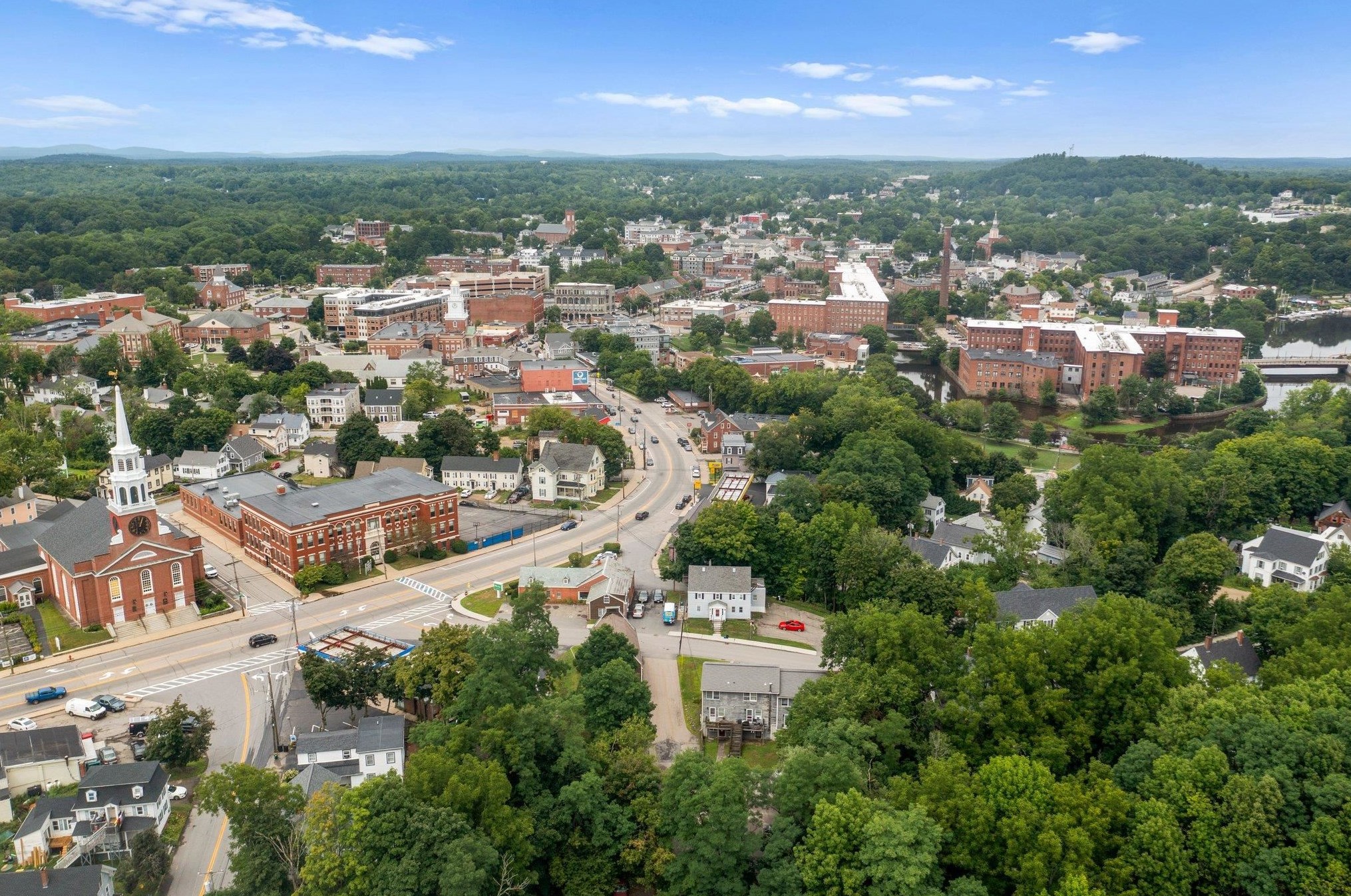 10 Ct St, Dover NH 03820-4109 exterior