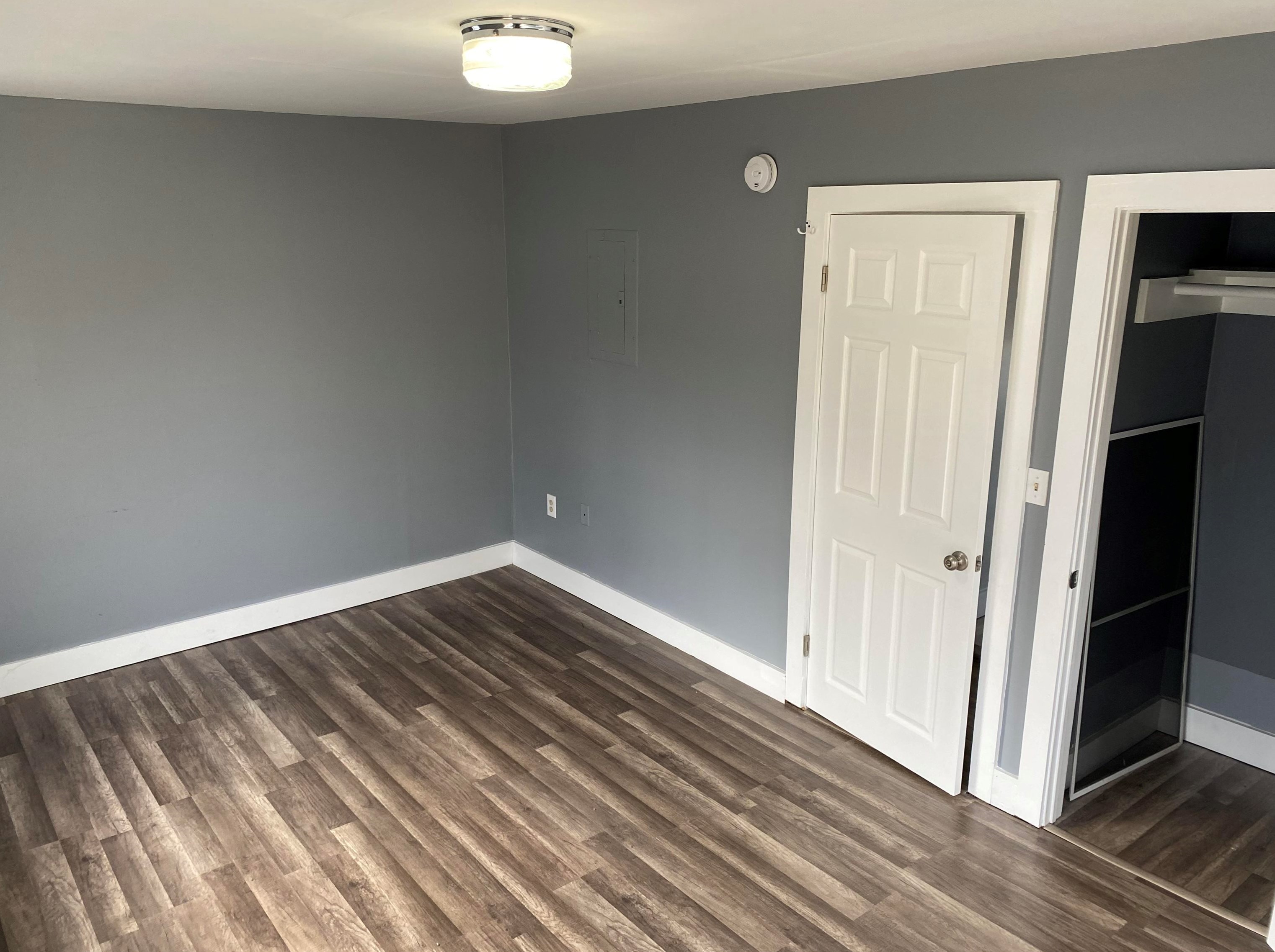 10 Ct St, Dover NH 03820-4109 exterior