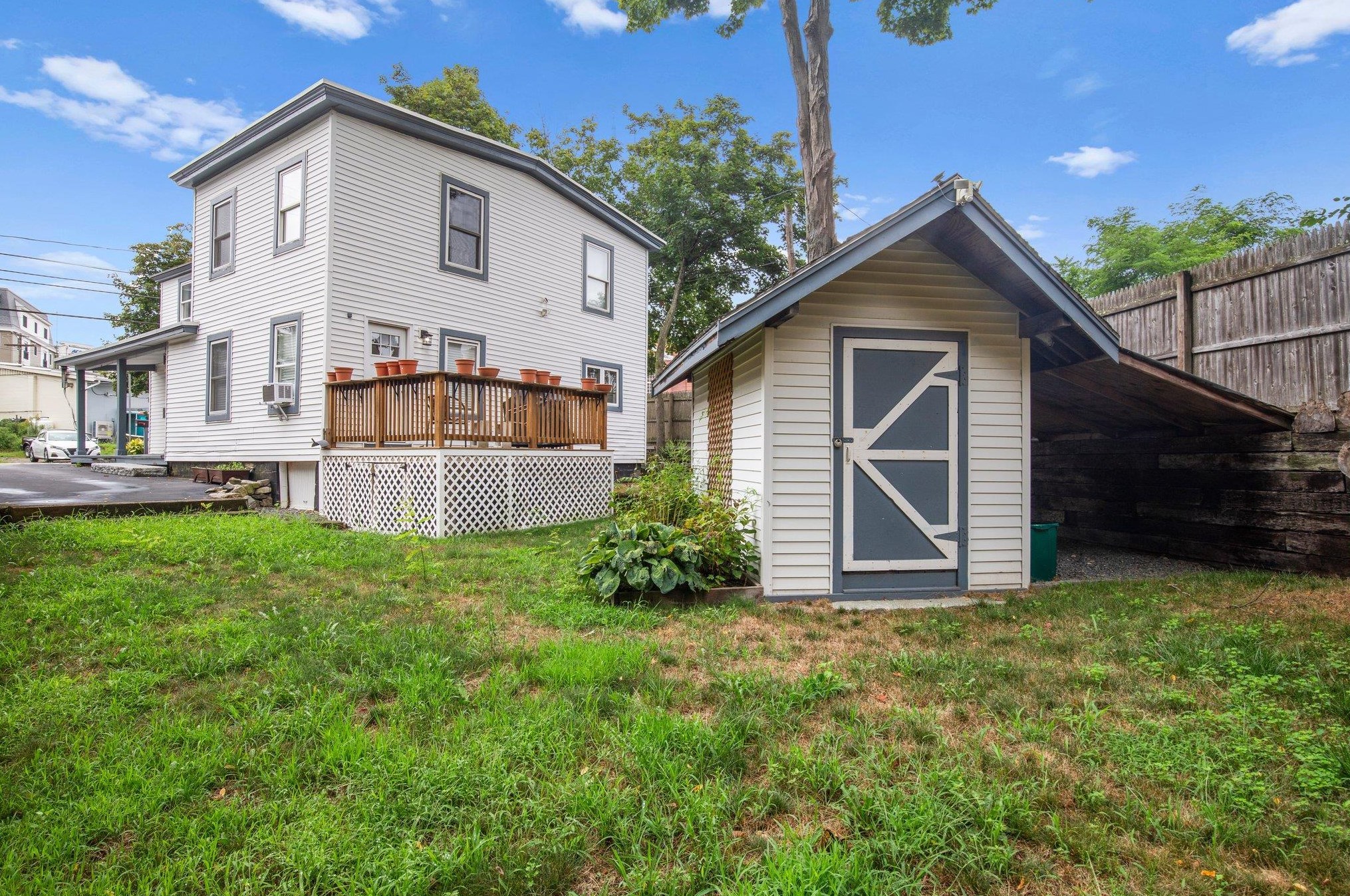 10 Ct St, Dover NH 03820-4109 exterior