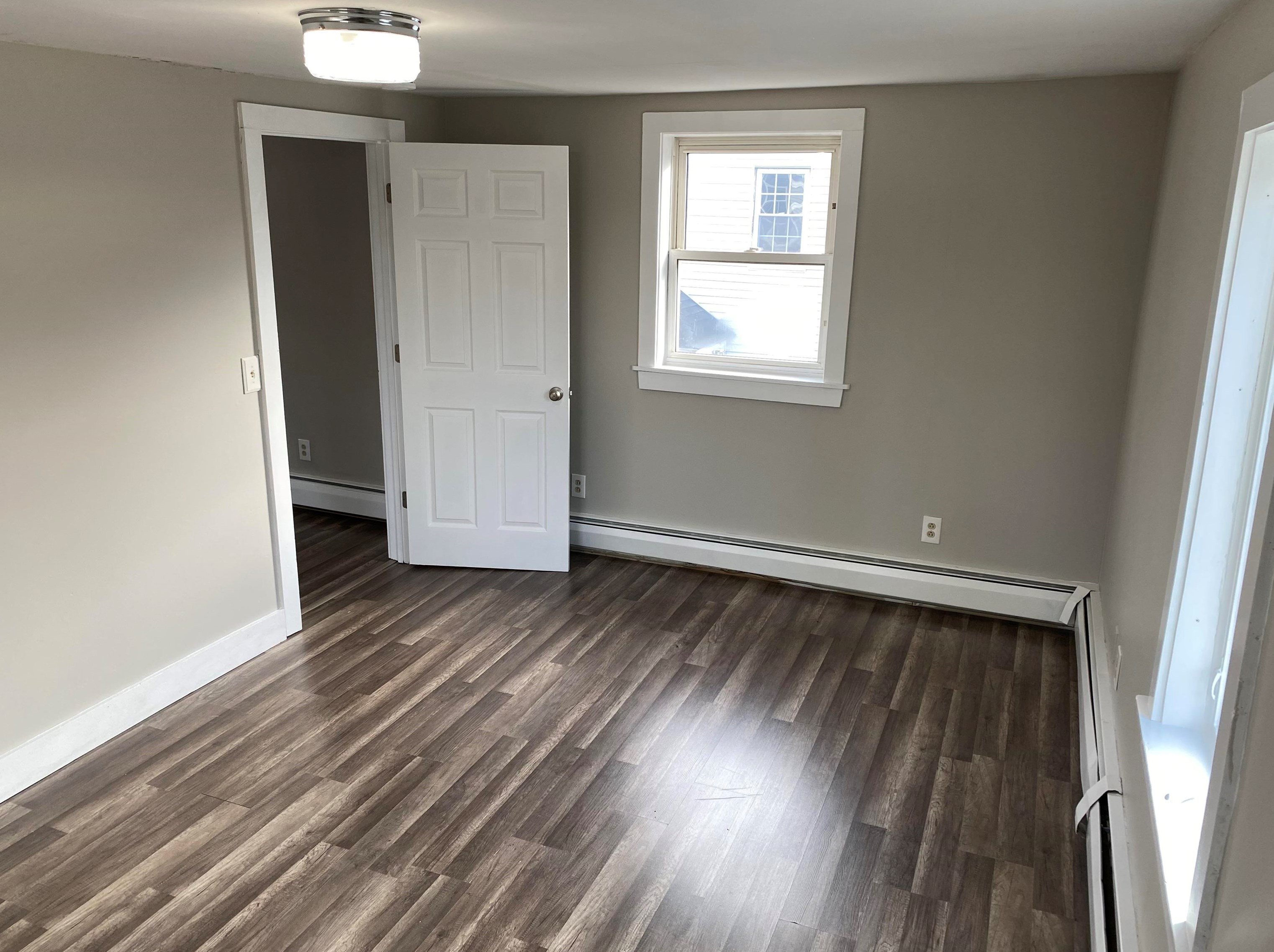 10 Ct St, Dover NH 03820-4109 exterior