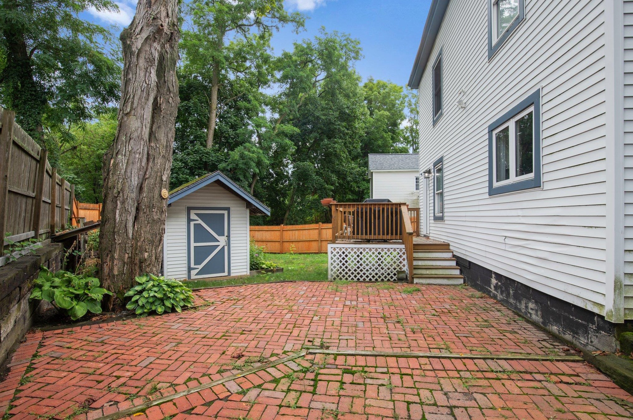 10 Ct St, Dover NH 03820-4109 exterior