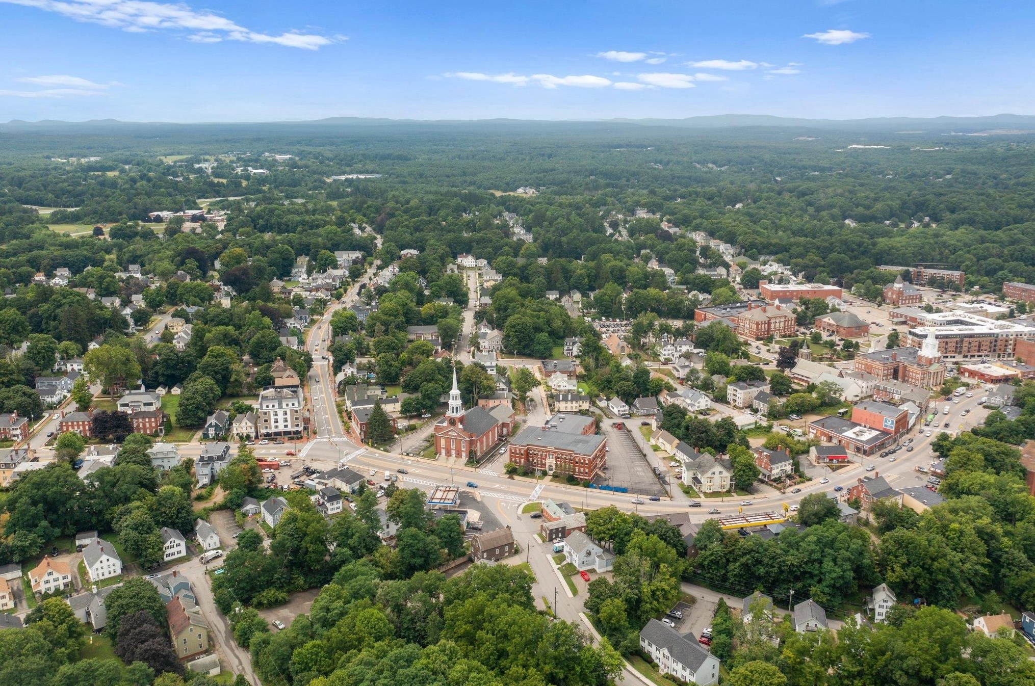 10 Ct St, Dover NH 03820-4109 exterior