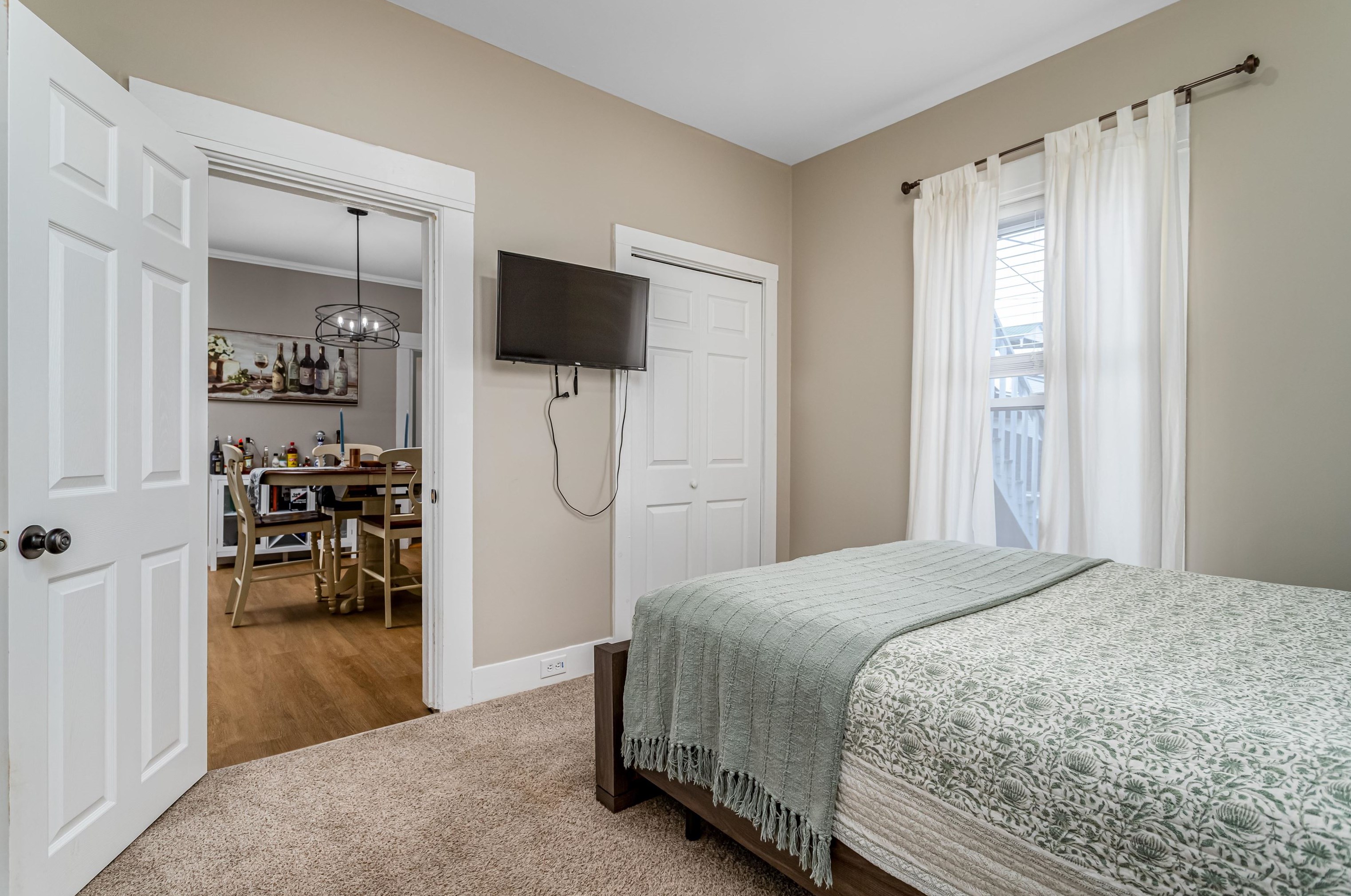 80 Sagamore St, Manchester NH  03104-3661 exterior