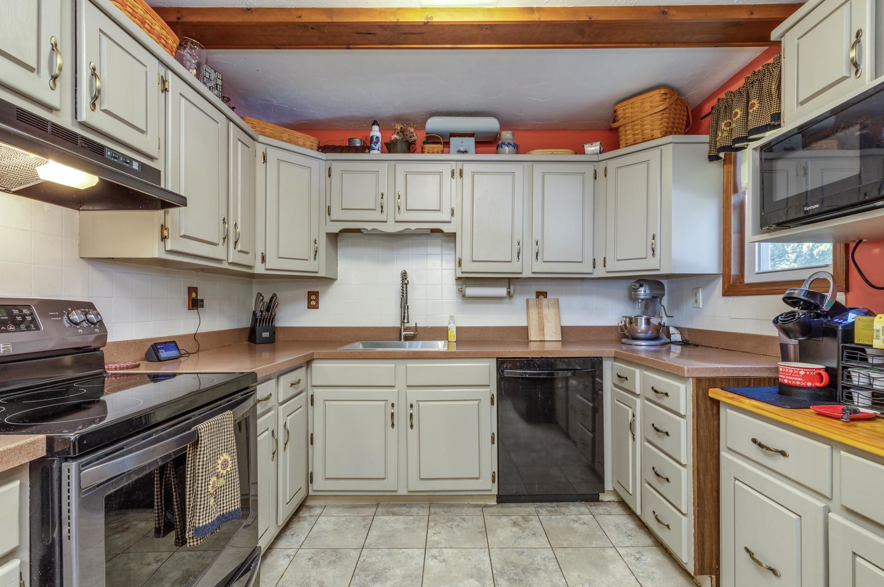 47-47A Elm St, Concord NH exterior