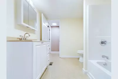 147 Canaan Mobile Home Park #18, Canaan,  05903 - Photo 17